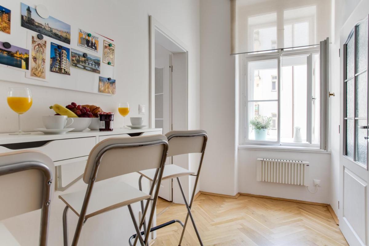 JT's Apartments Jecna str.