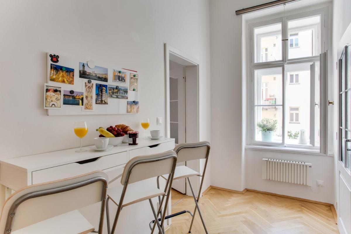 JT's Apartments Jecna str.