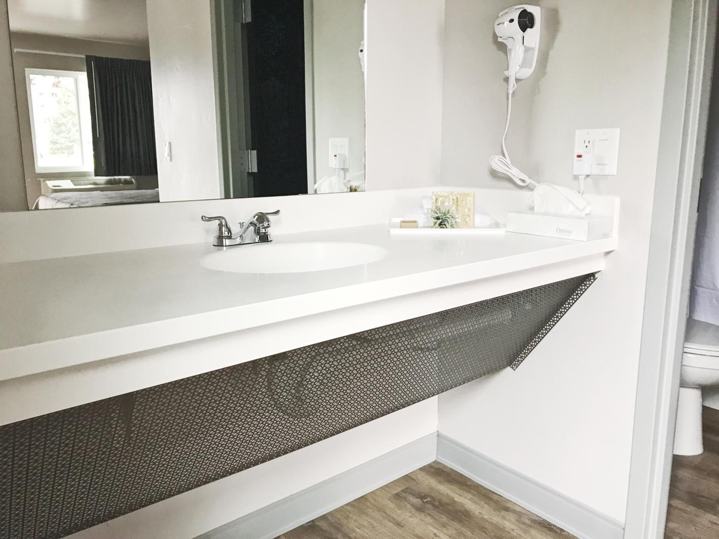 Ketchum Vacations - Airport Inn - Property Image 2