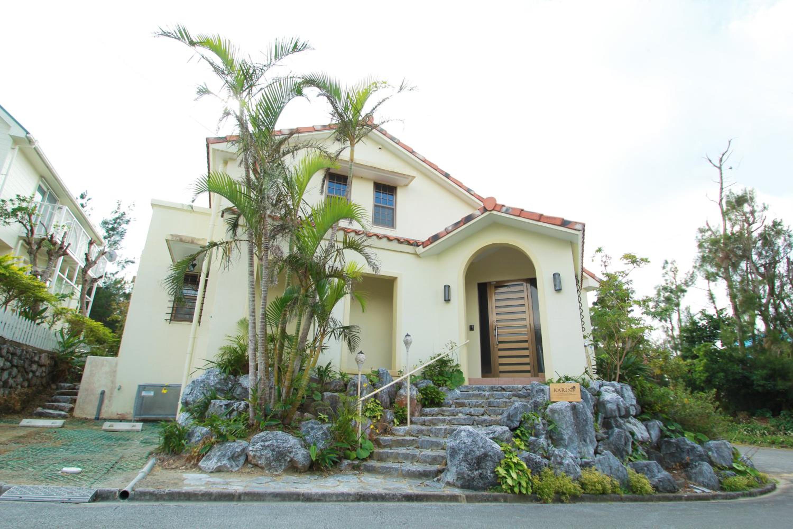 Karin Design Cottage