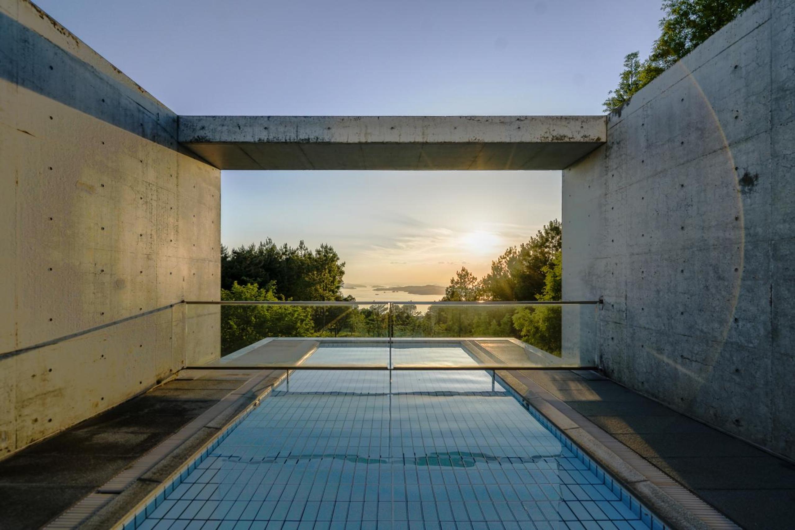 SETOUCHI RETREAT by Onko Chishin