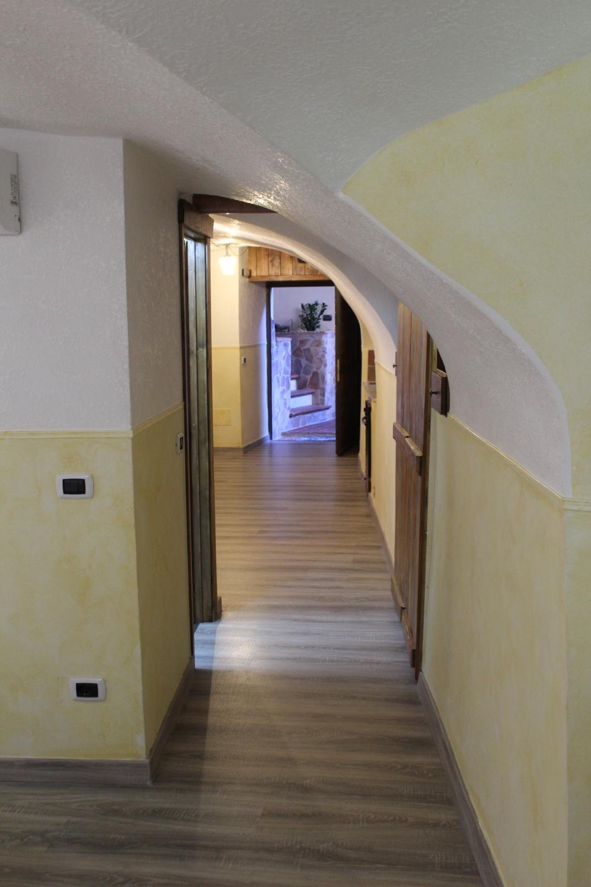 Photo 29