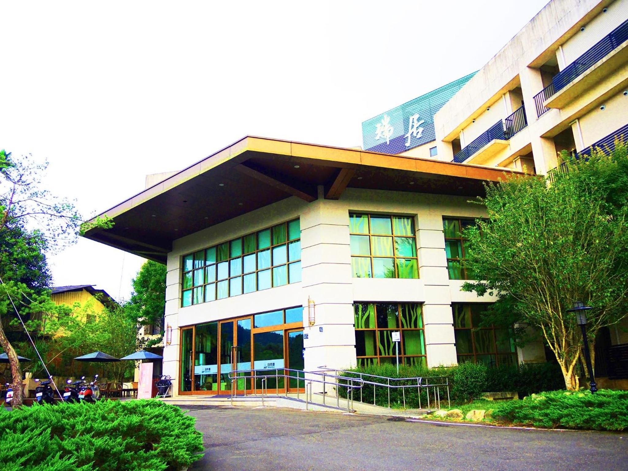 The Deer Resort