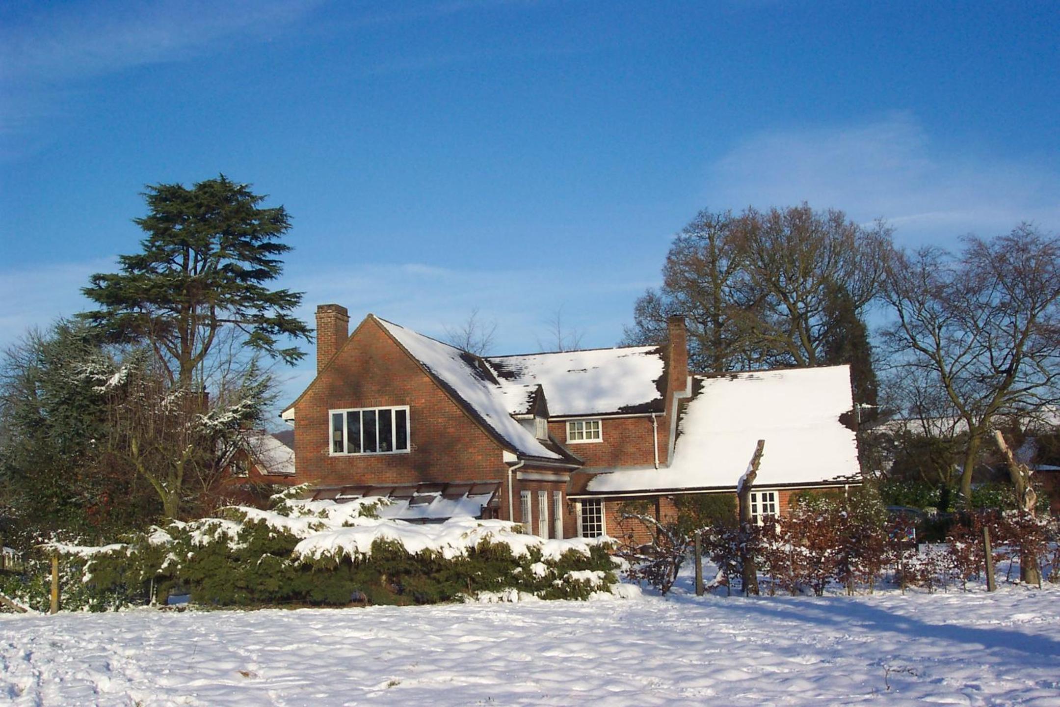 Aylesbury Vacations - Mayertorne Cottage - Property Image 1