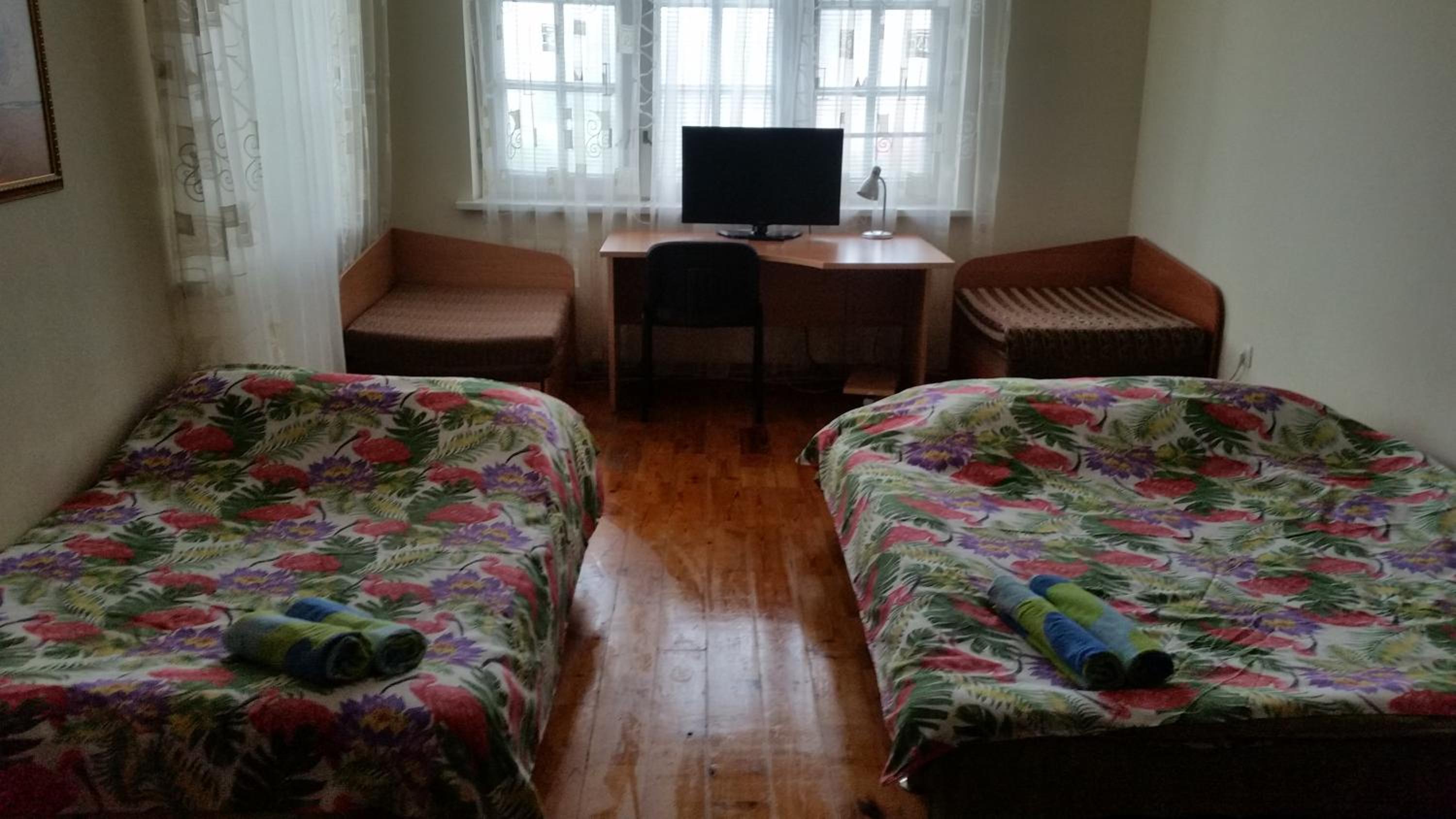 Little Amber Apartments view 2