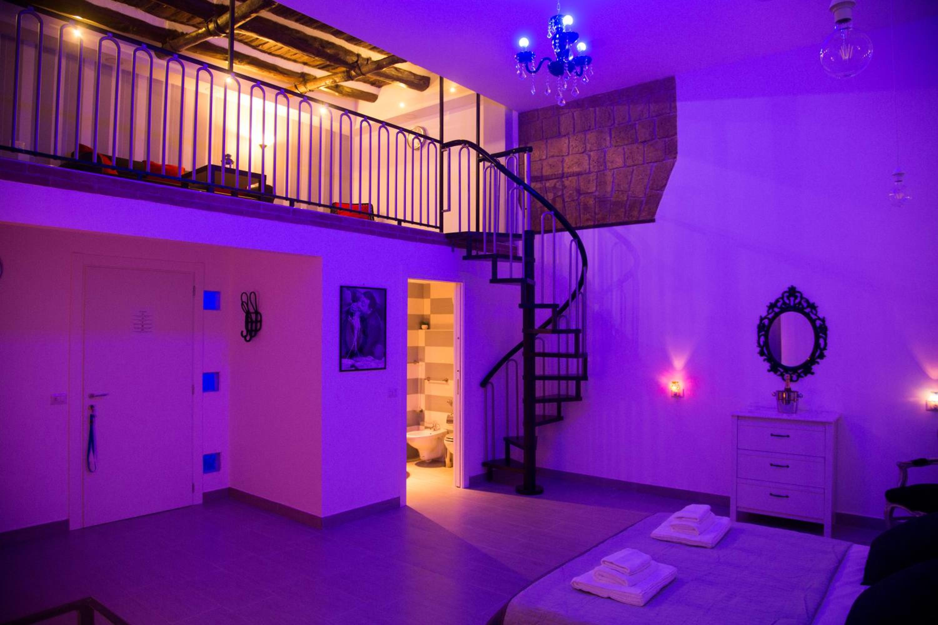 Vesuvius Luxury Suites