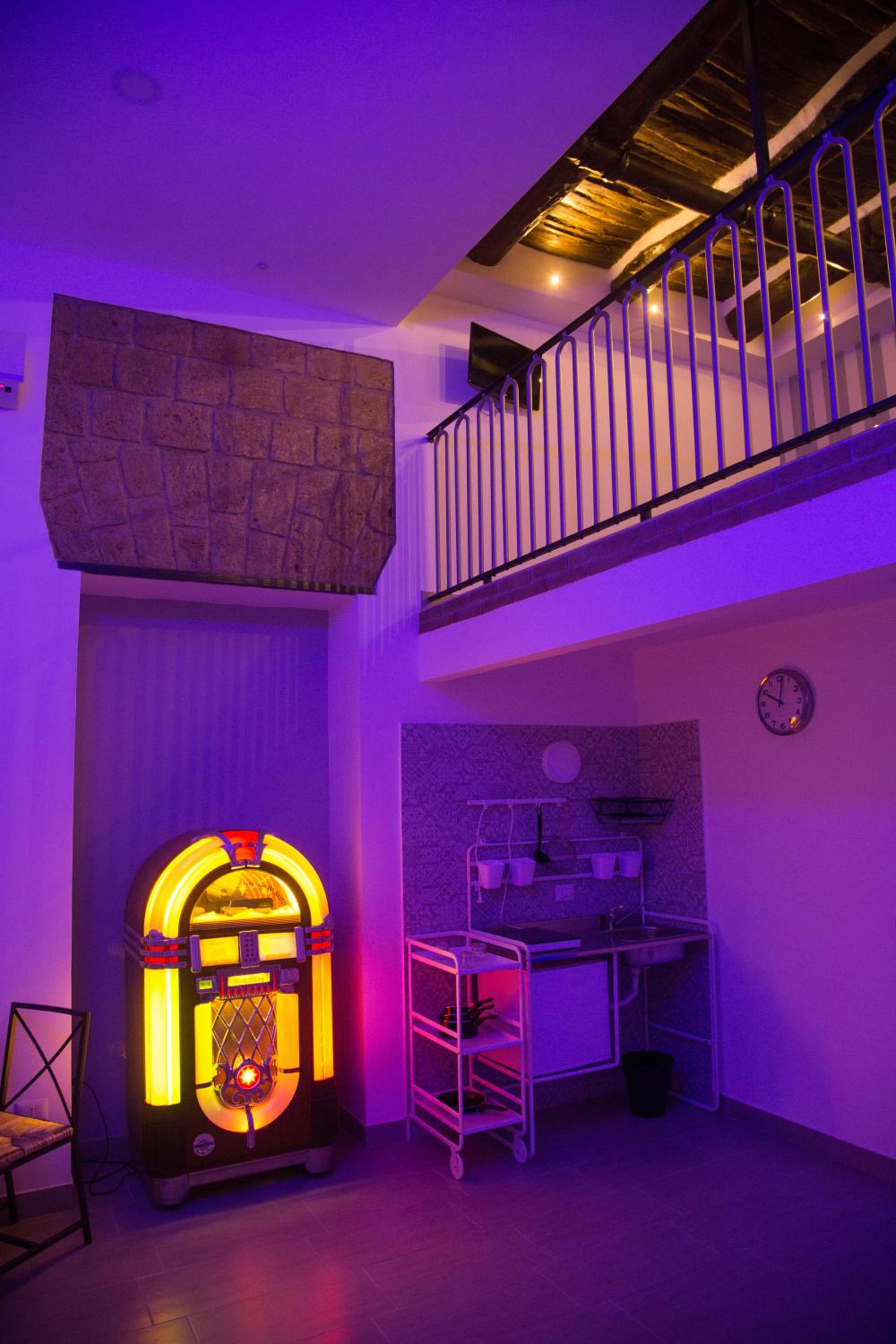 Vesuvius Luxury Suites