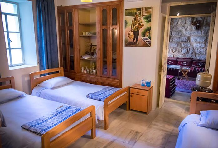 El Achkar Guesthouse