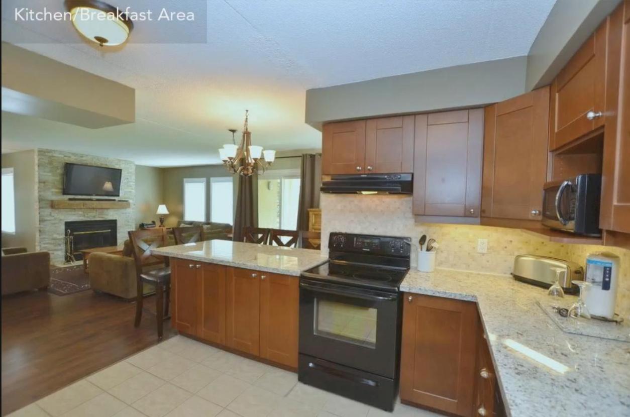 Large modern ground floor condo at Mountain Walk