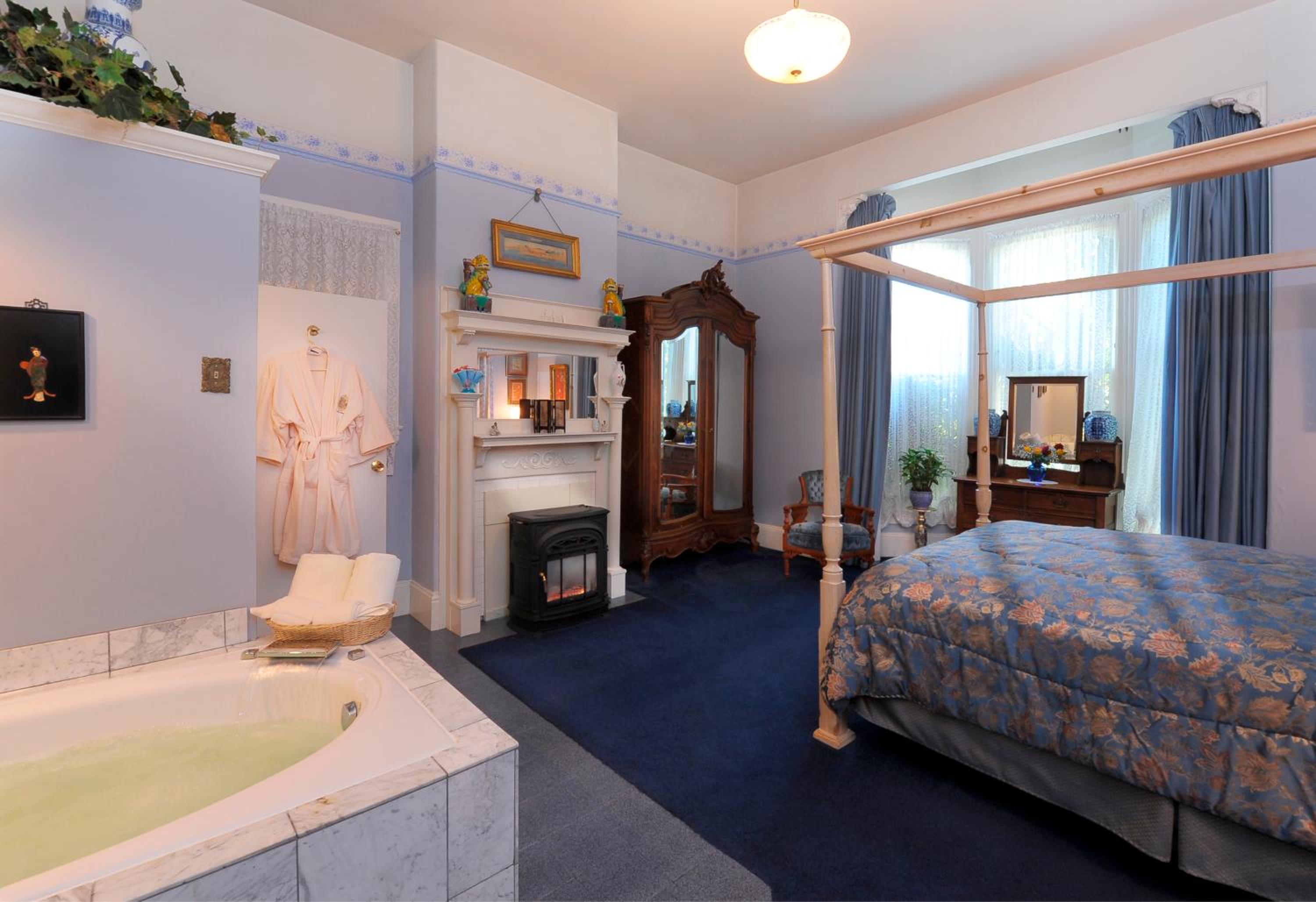 Photo 12