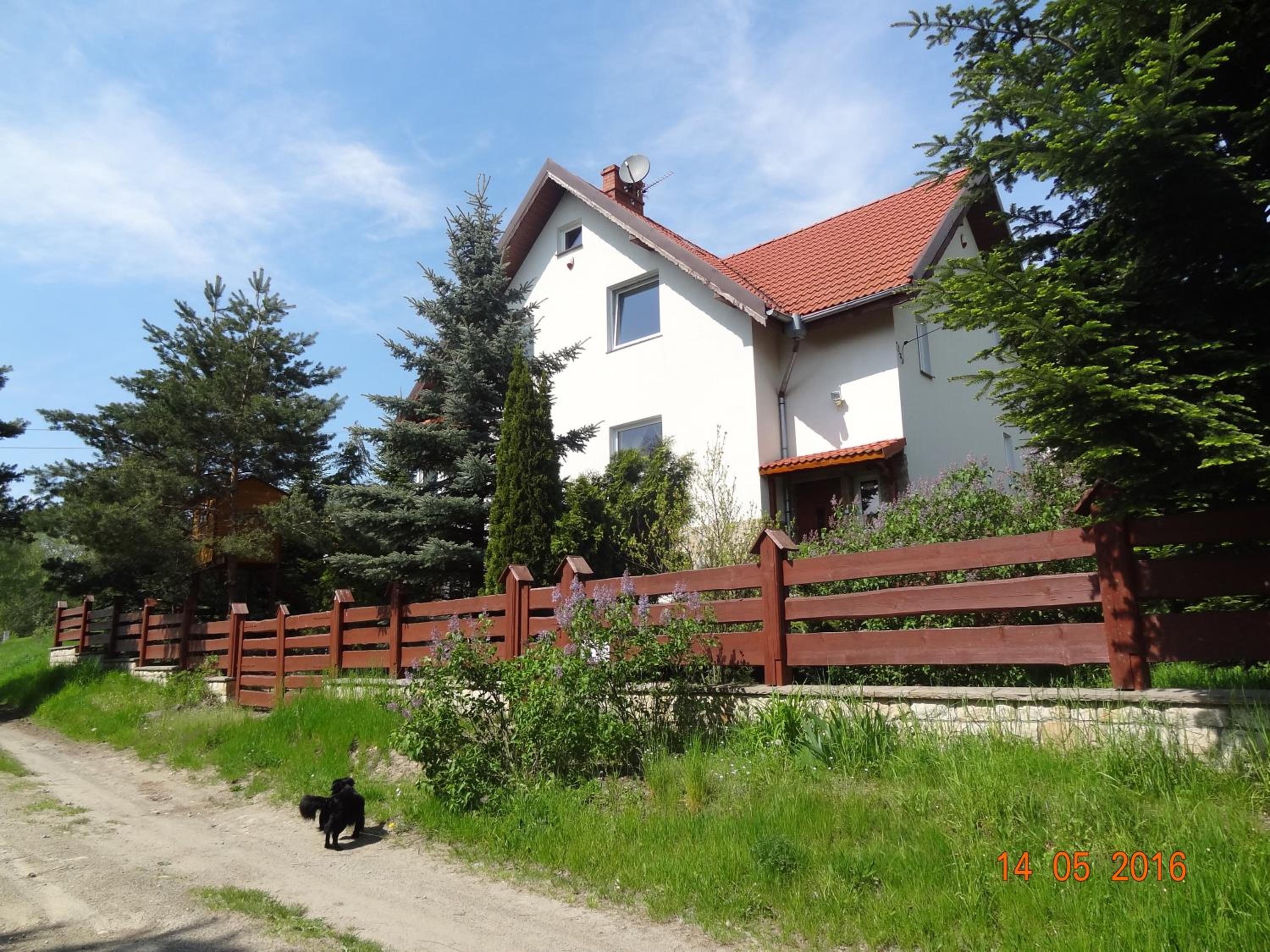 Dom na wzgórzu view 3