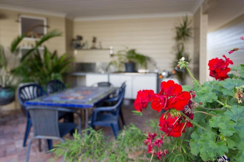Fremantle Local Beach Studio view 4