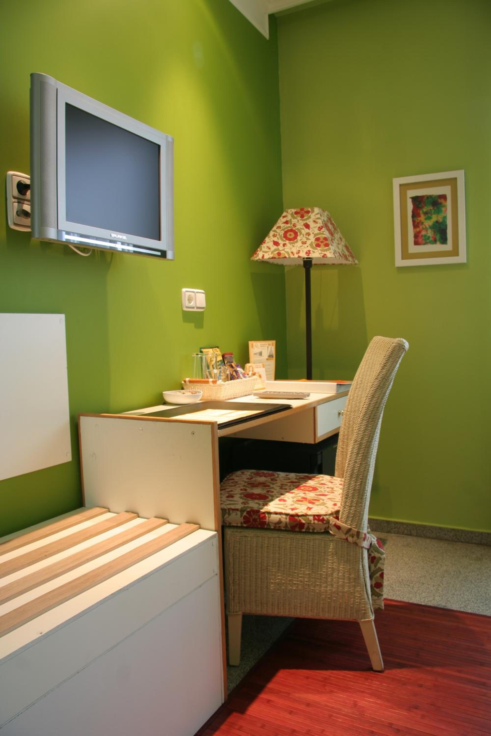 Hostal Paris