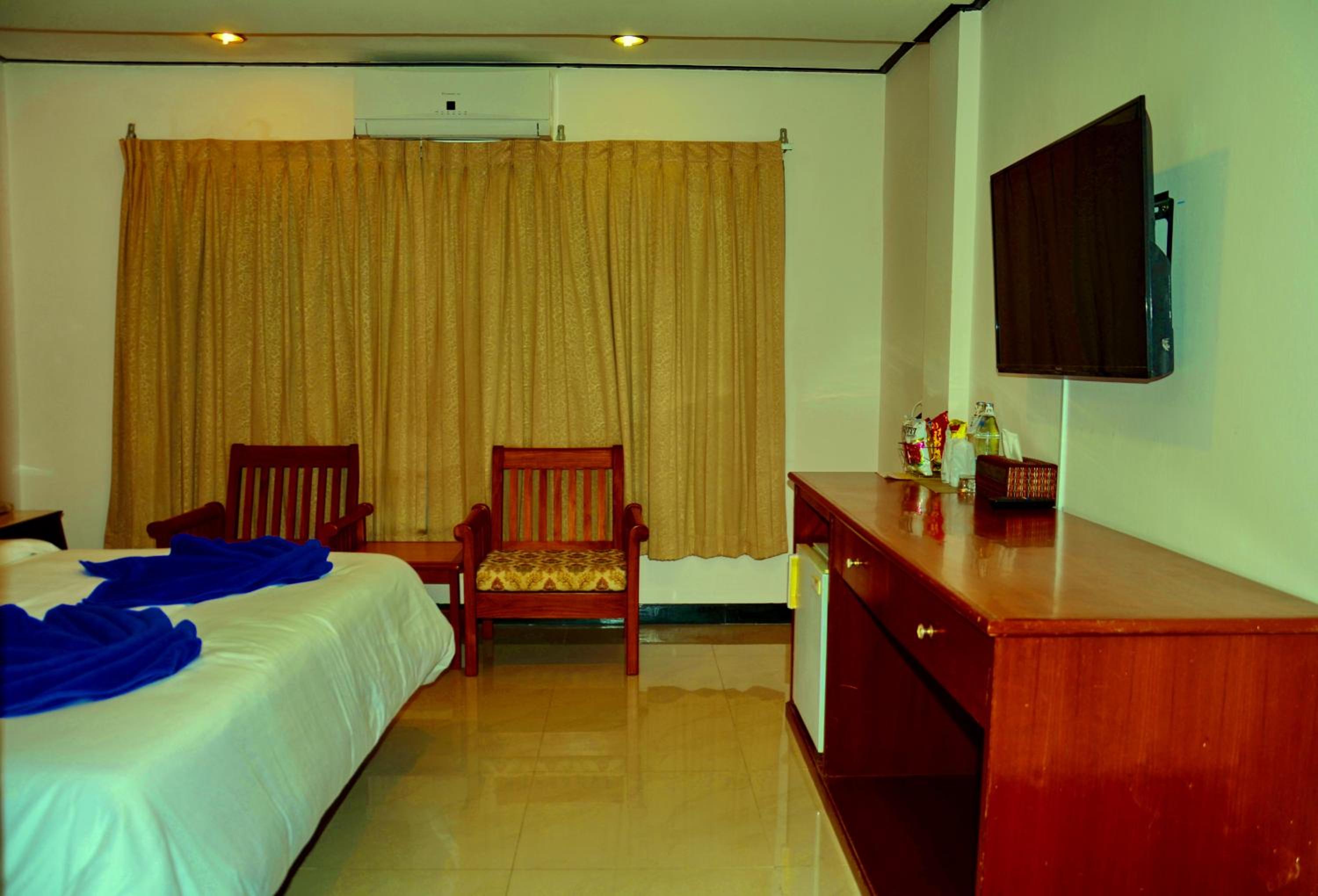 At Bangkok Hotel