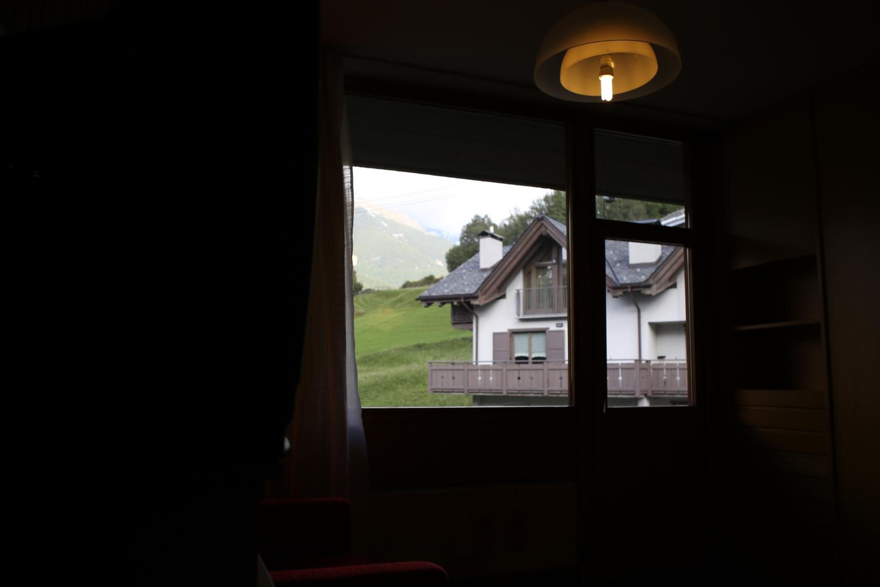 Photo 33