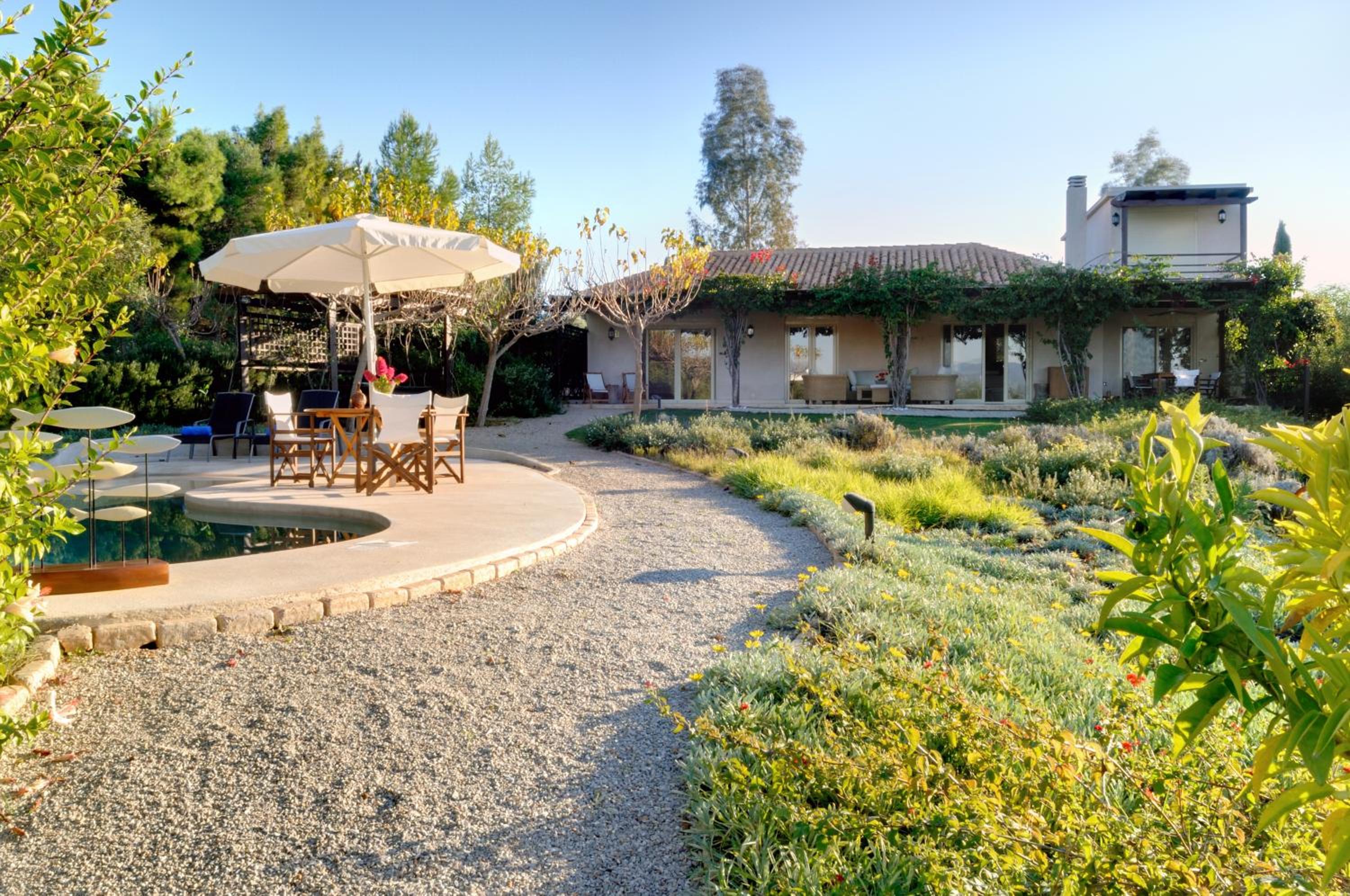 Vineyard Estate view 5