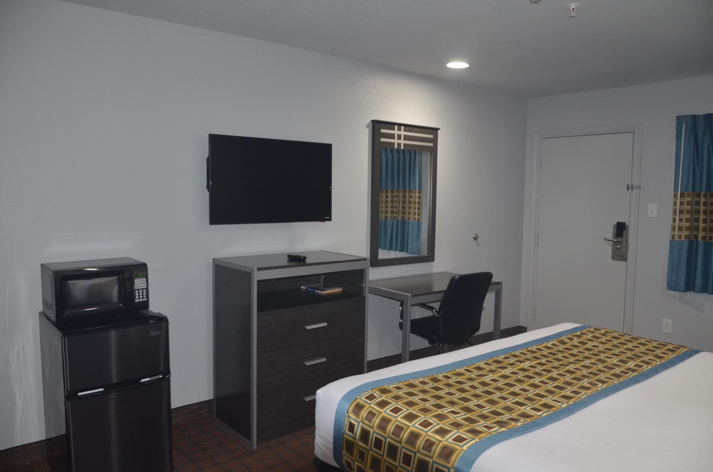Travelers Inn - Property Image 6