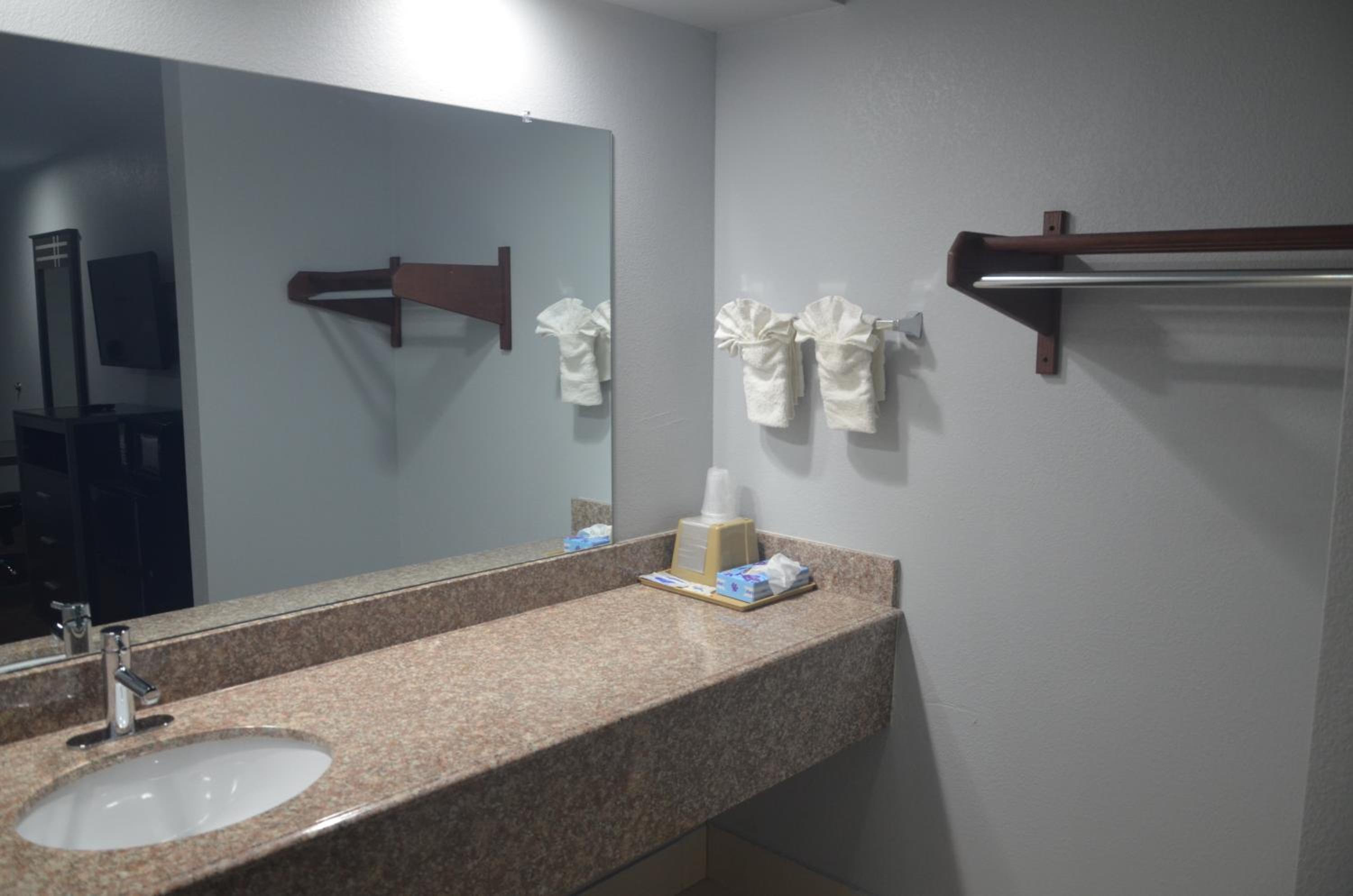 Travelers Inn - Property Image 19