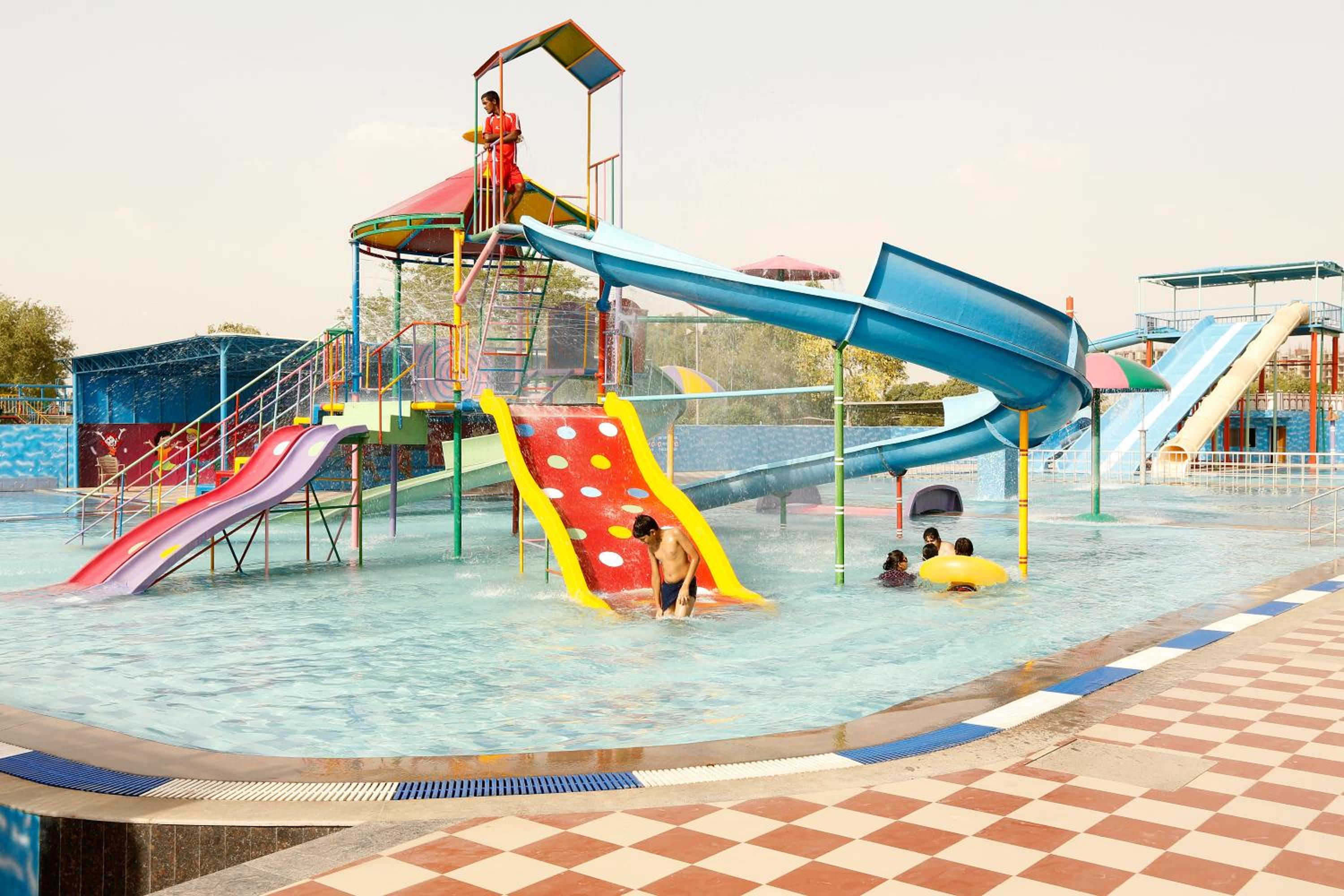 Aapno Ghar Resort & Amusement Park