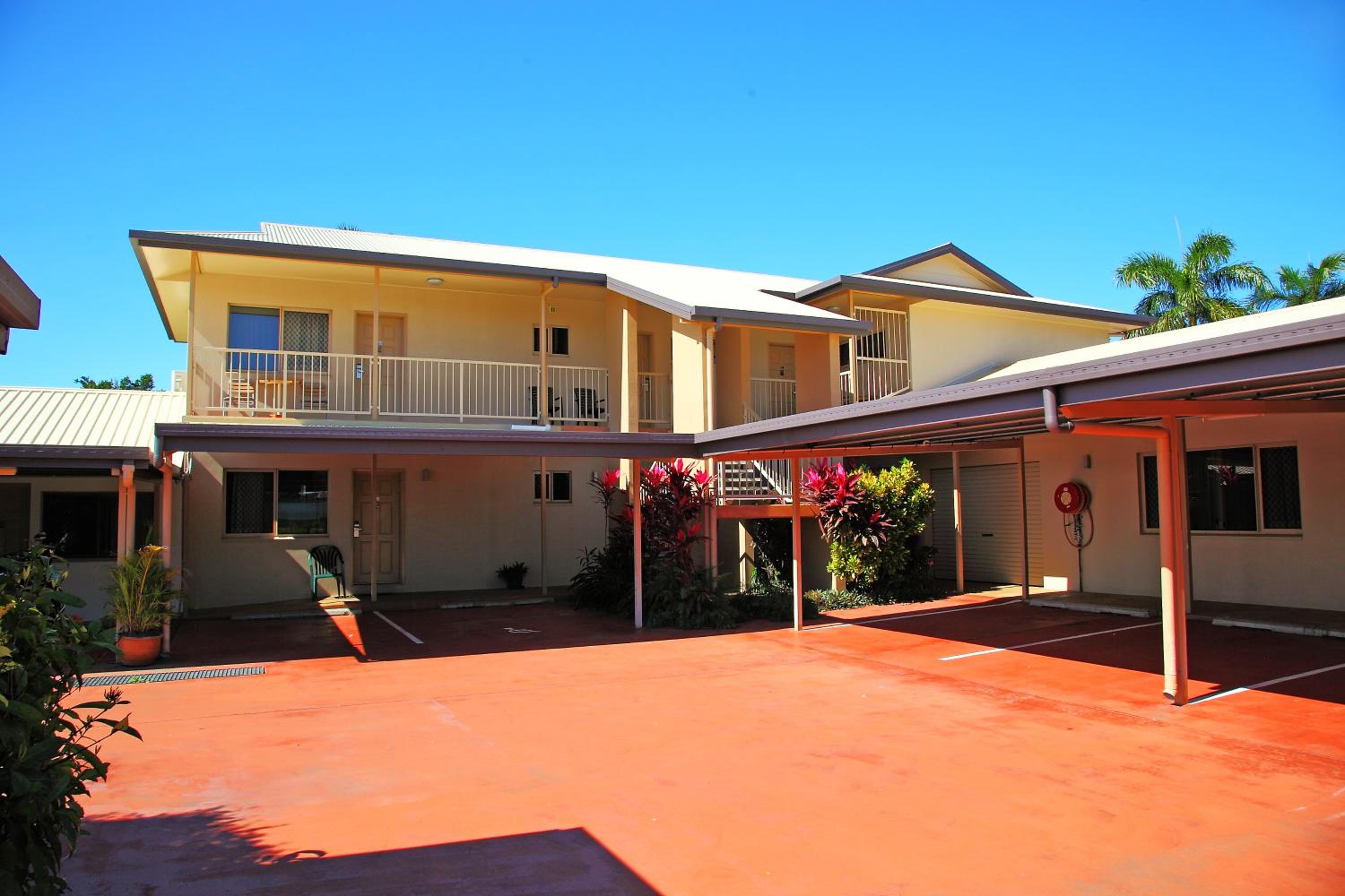 Cascade Motel In Townsville