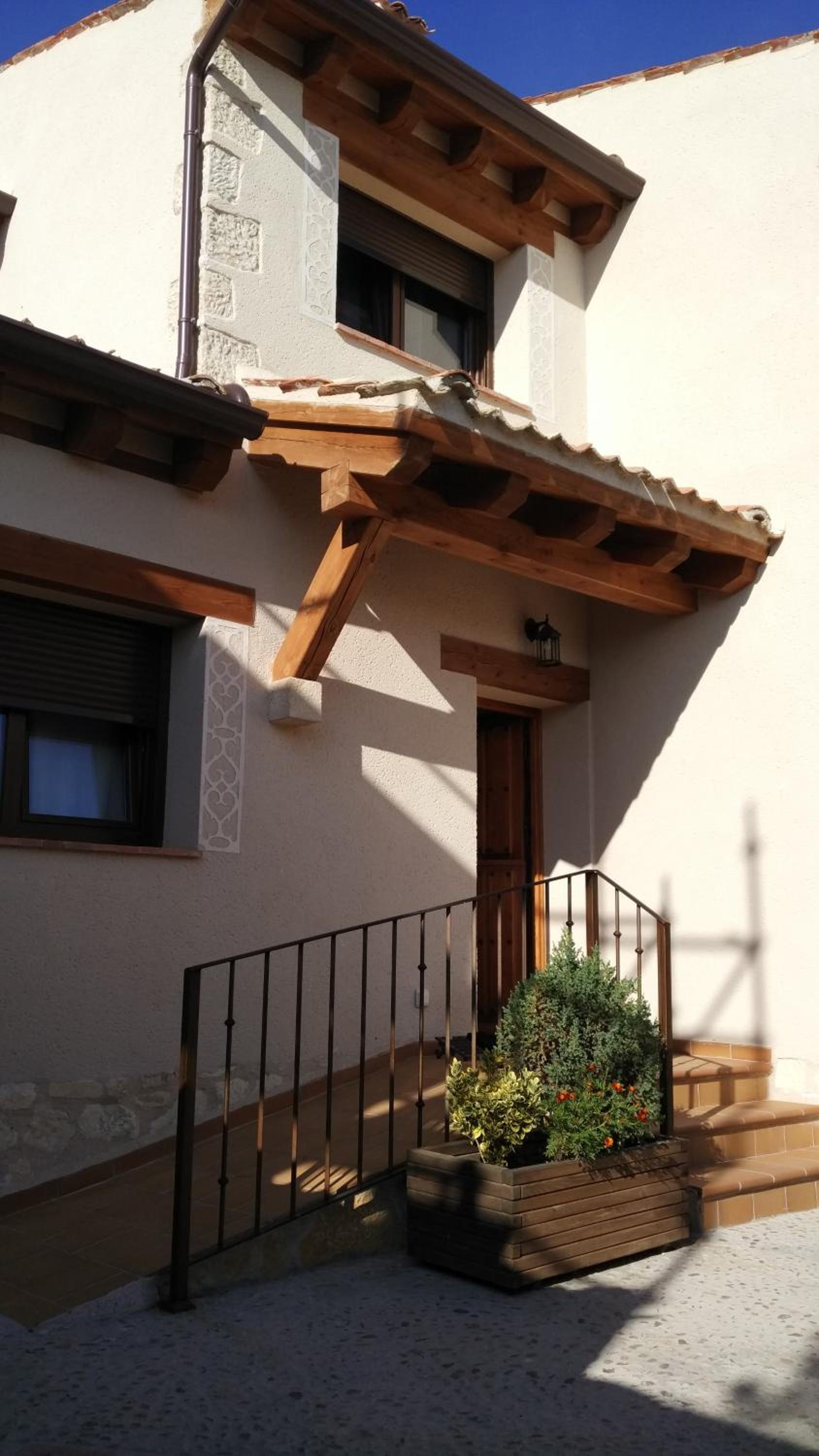 Casas de la Fuente view 5