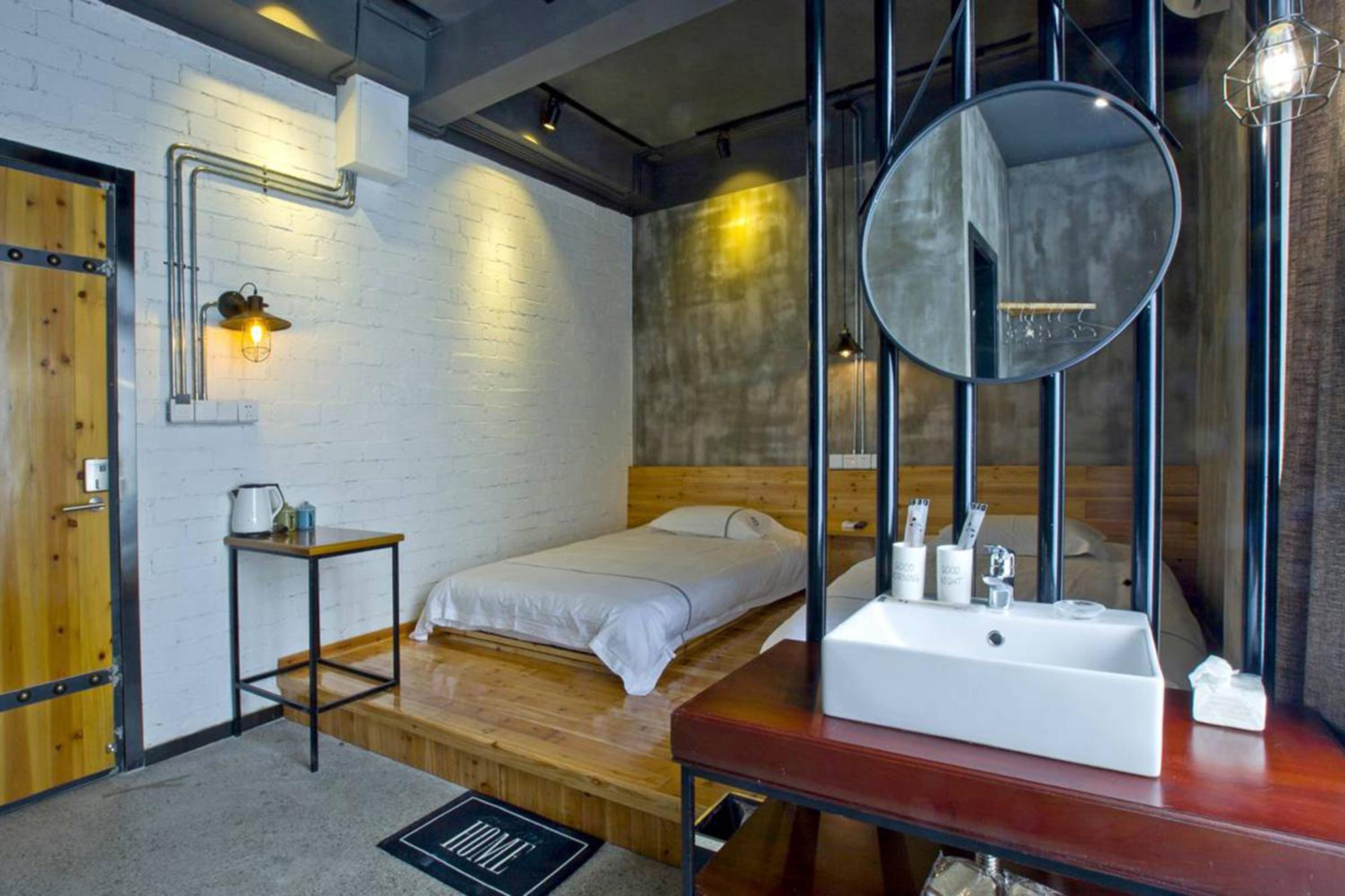 0517 Boutique Hotel