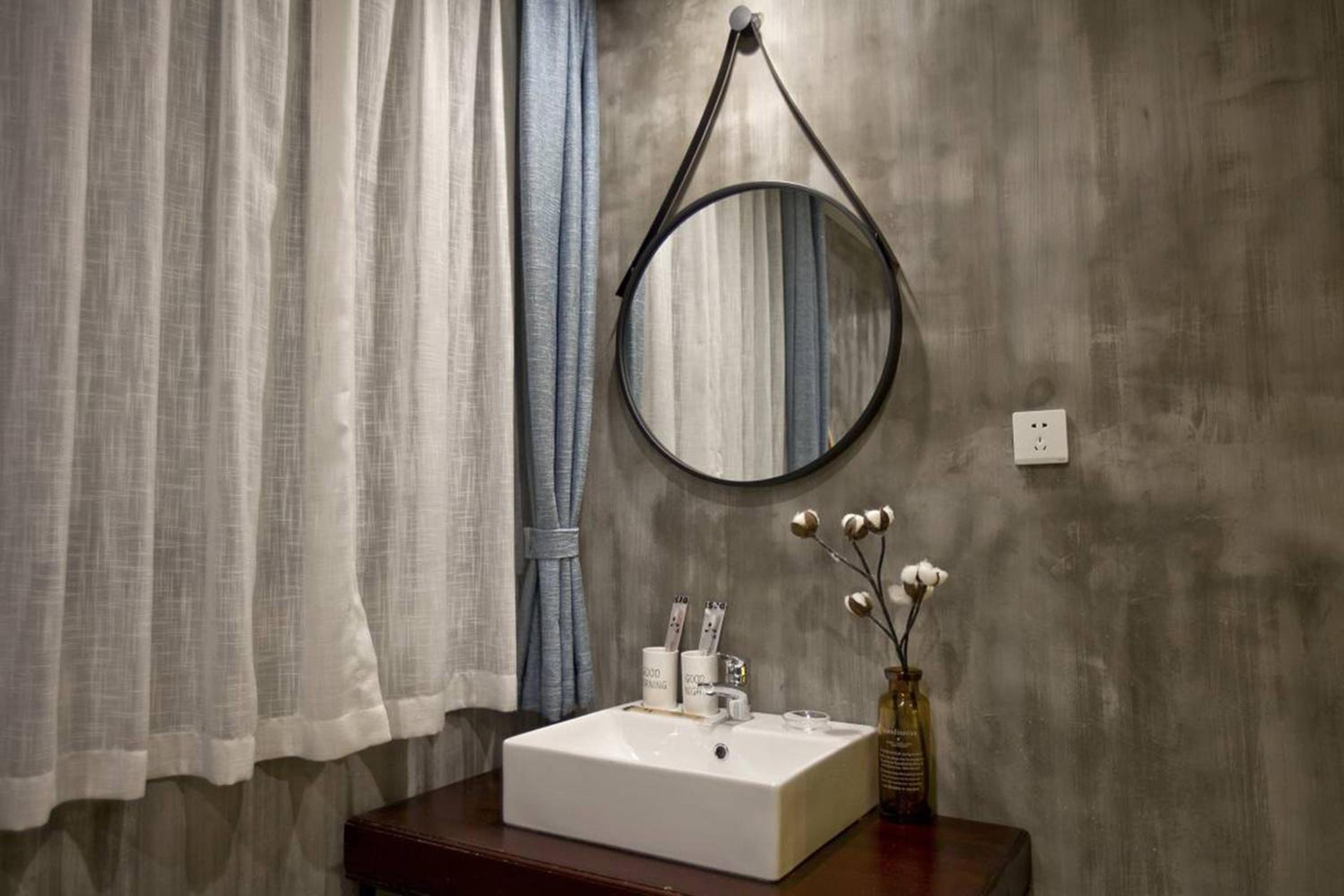 0517 Boutique Hotel