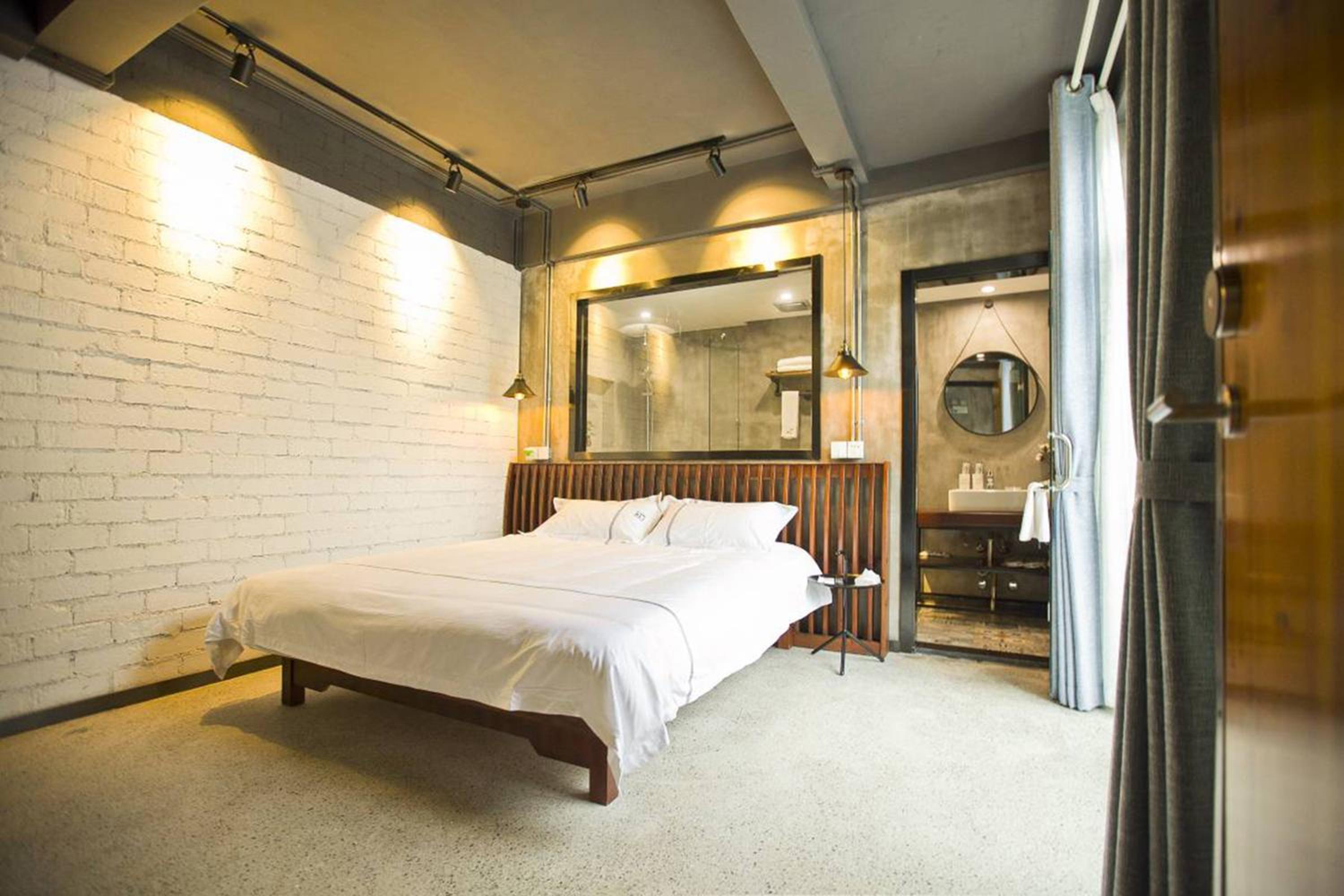 0517 Boutique Hotel