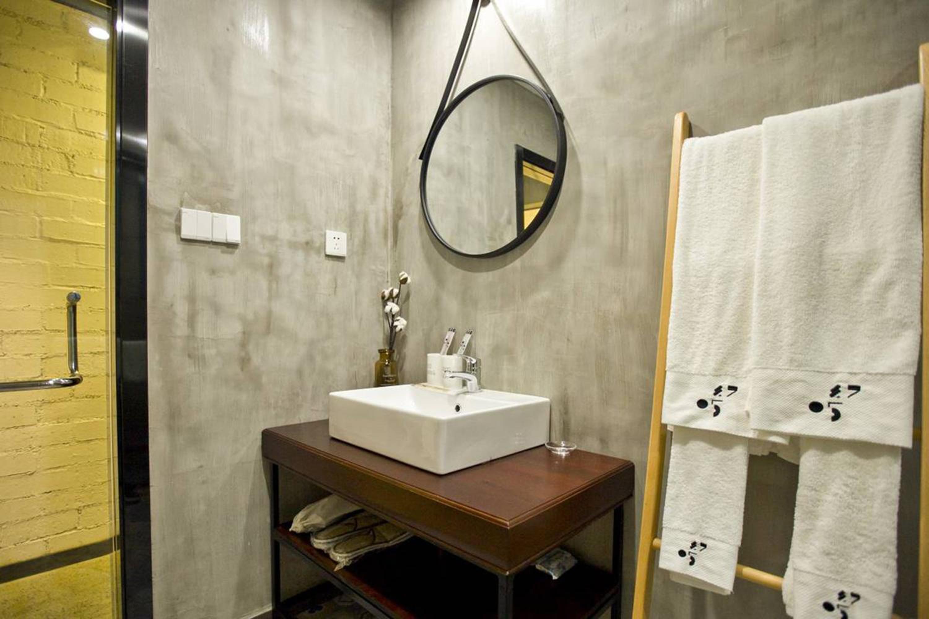 0517 Boutique Hotel