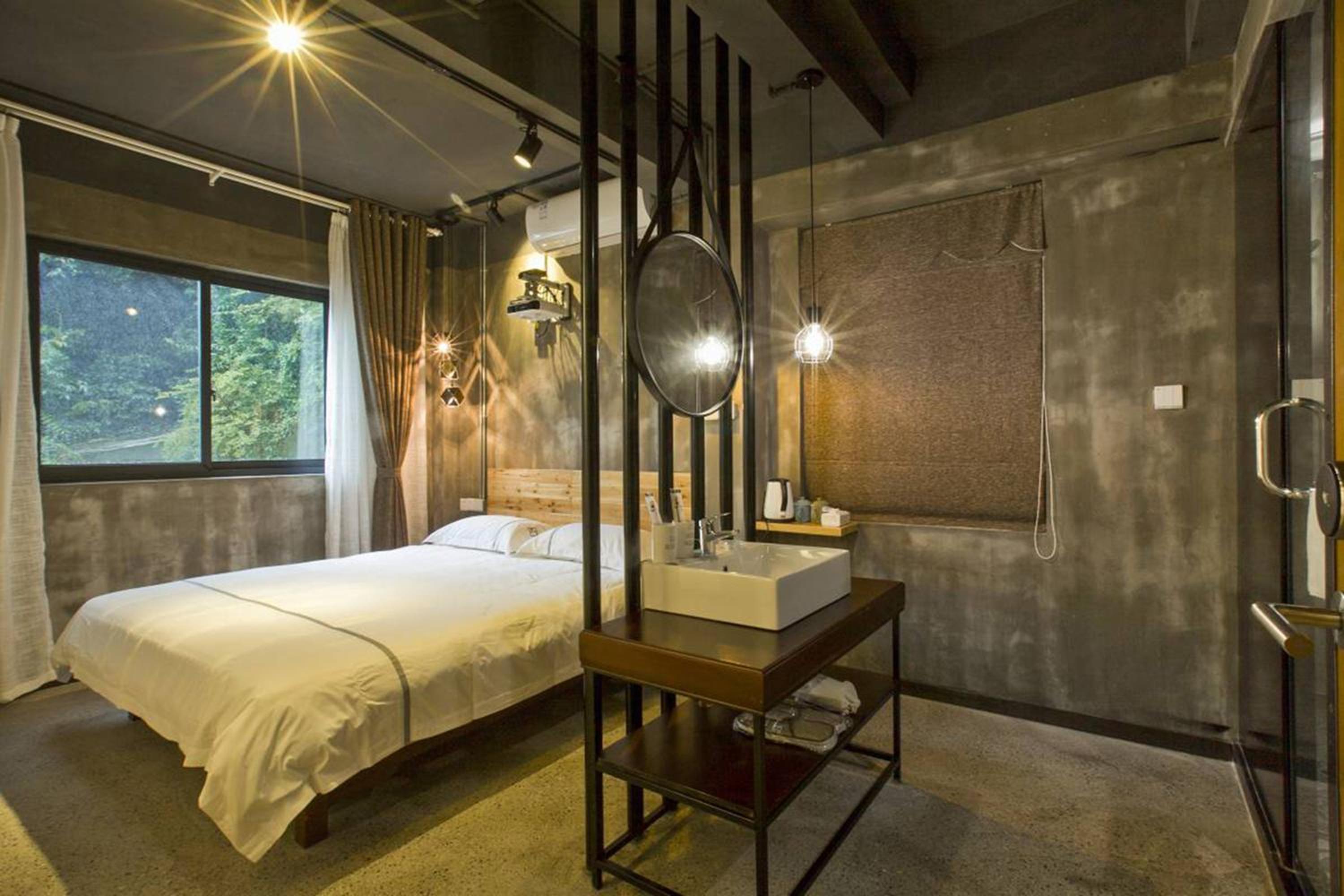 0517 Boutique Hotel