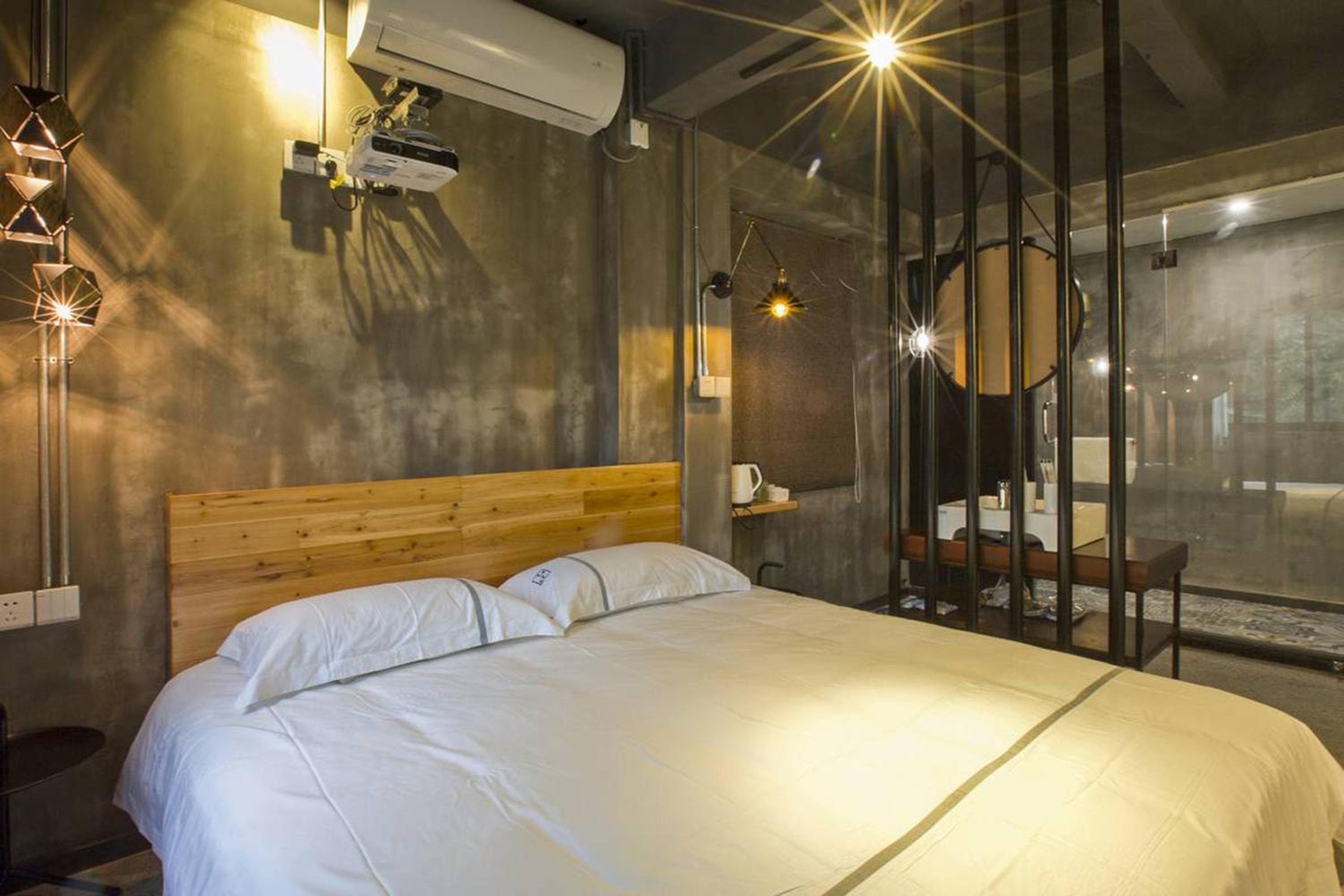 0517 Boutique Hotel