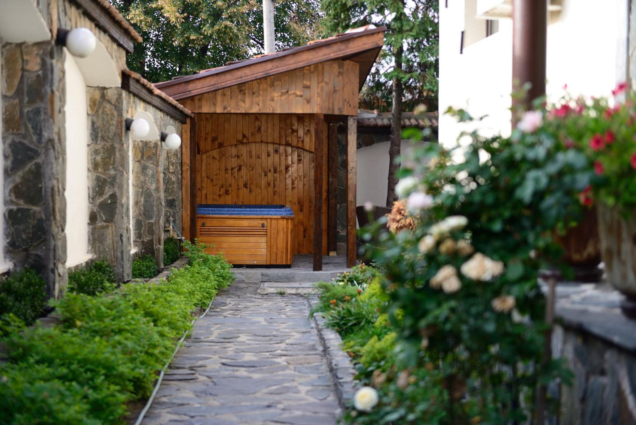 Guest House Mira