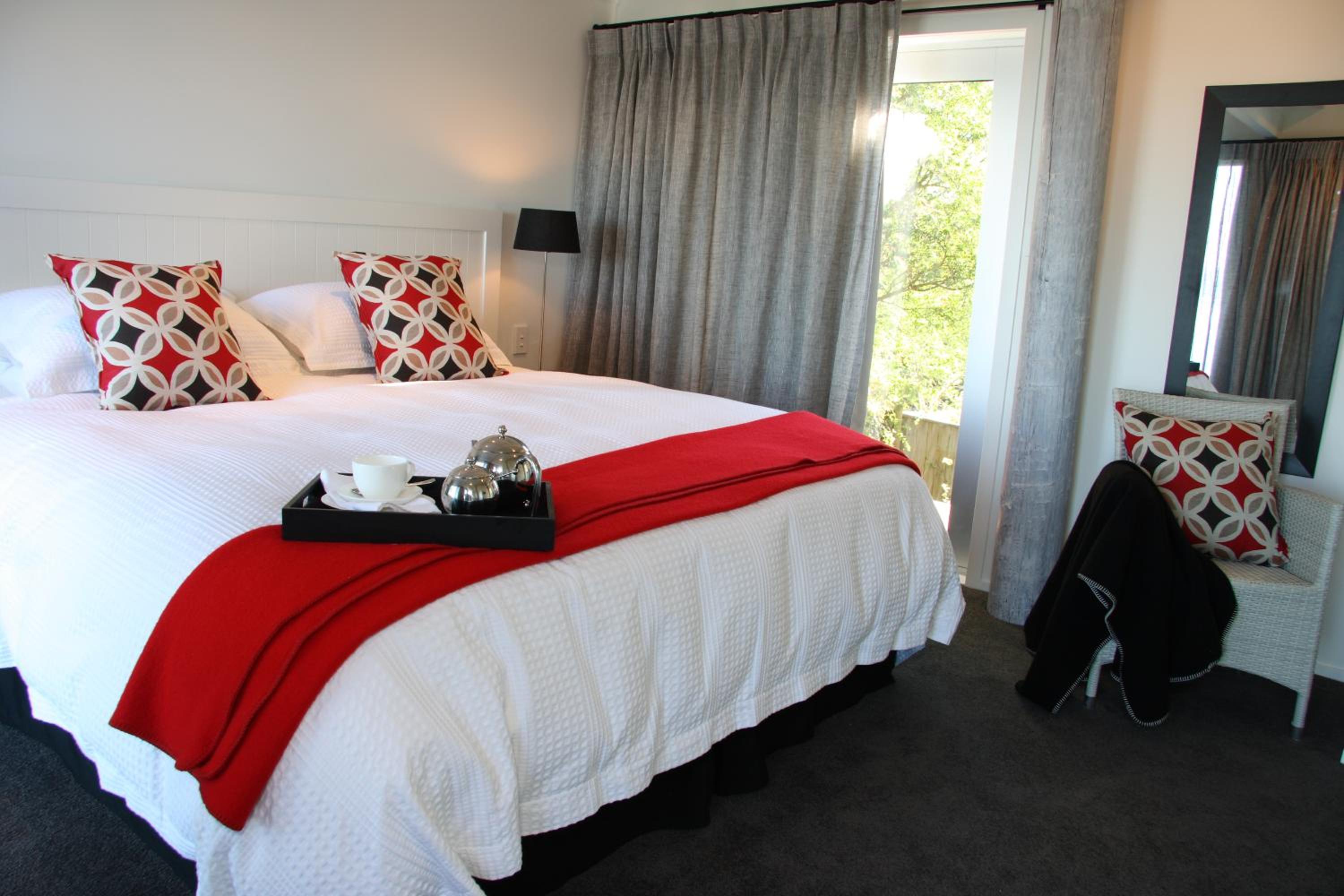 Acacia Cliffs Lodge