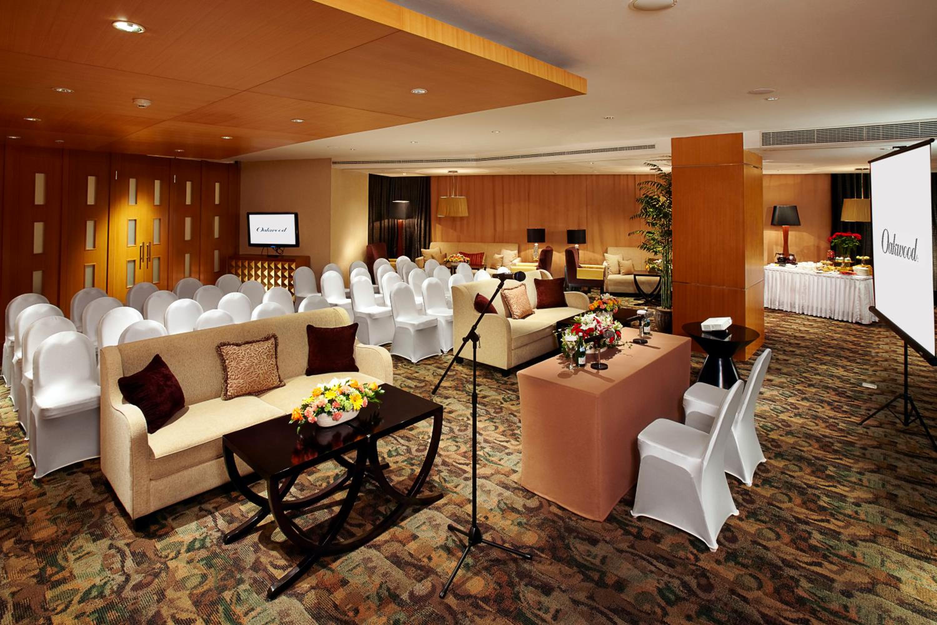 Oakwood Premier Cozmo Jakarta