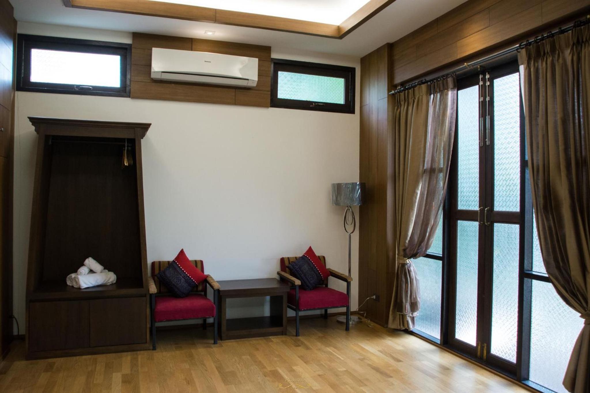 Risasinee Spa & Resort