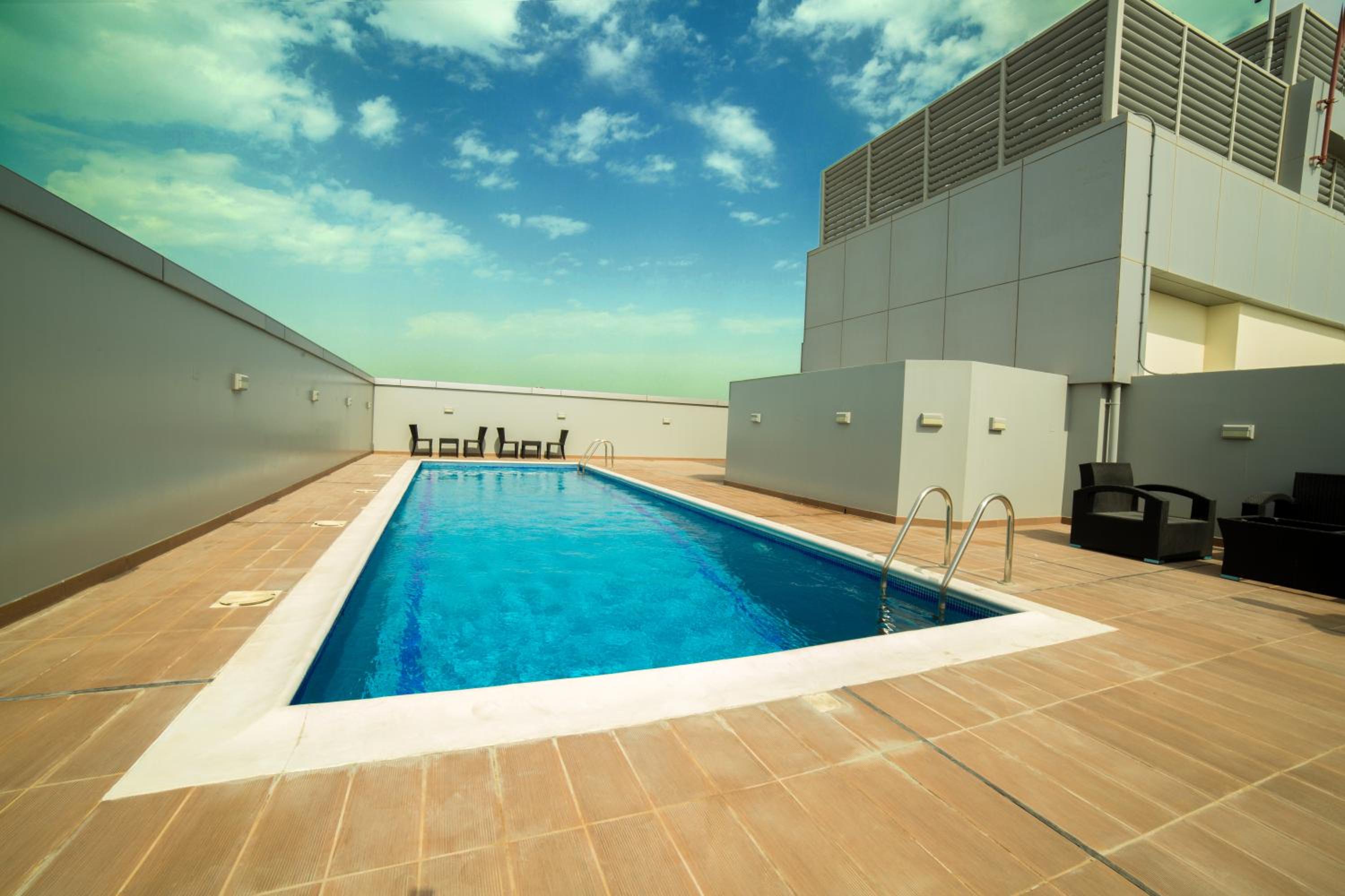 Golden Rose Luxury Suites (Royal Executive)