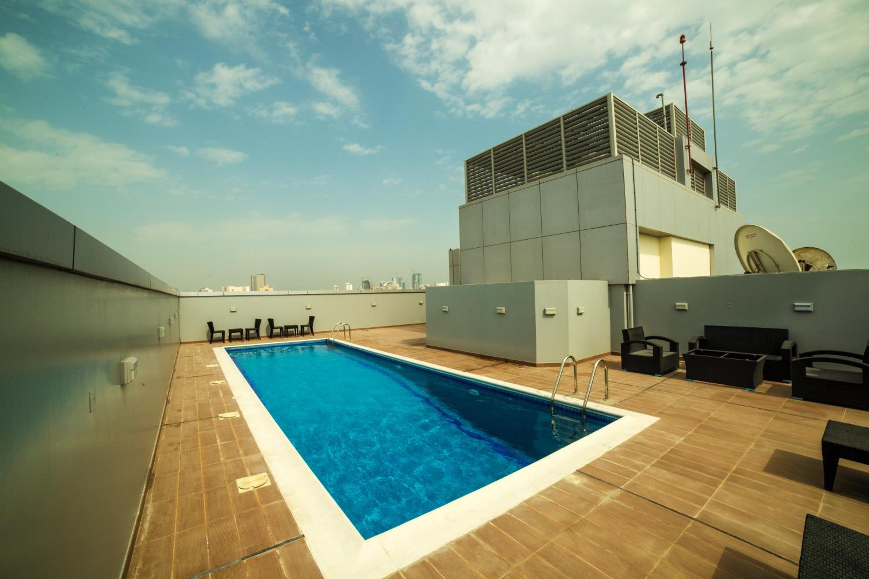 Golden Rose Luxury Suites (Royal Executive)
