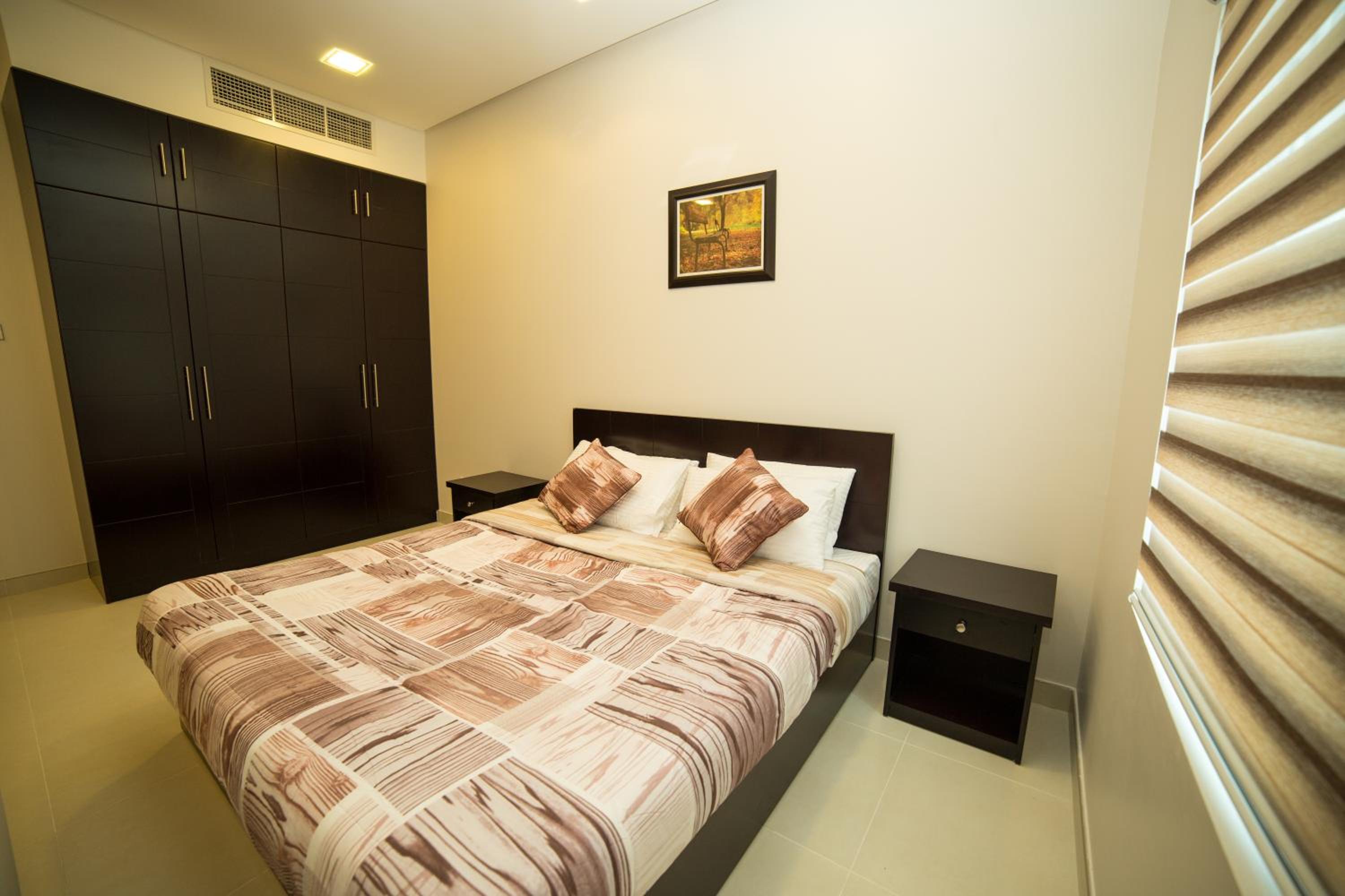 Golden Rose Luxury Suites (Royal Executive)