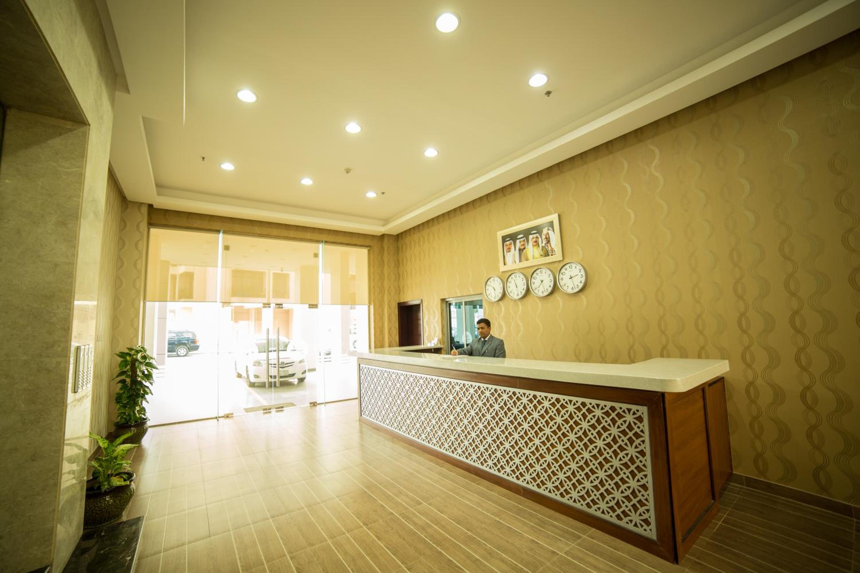 Golden Rose Luxury Suites (Royal Executive)