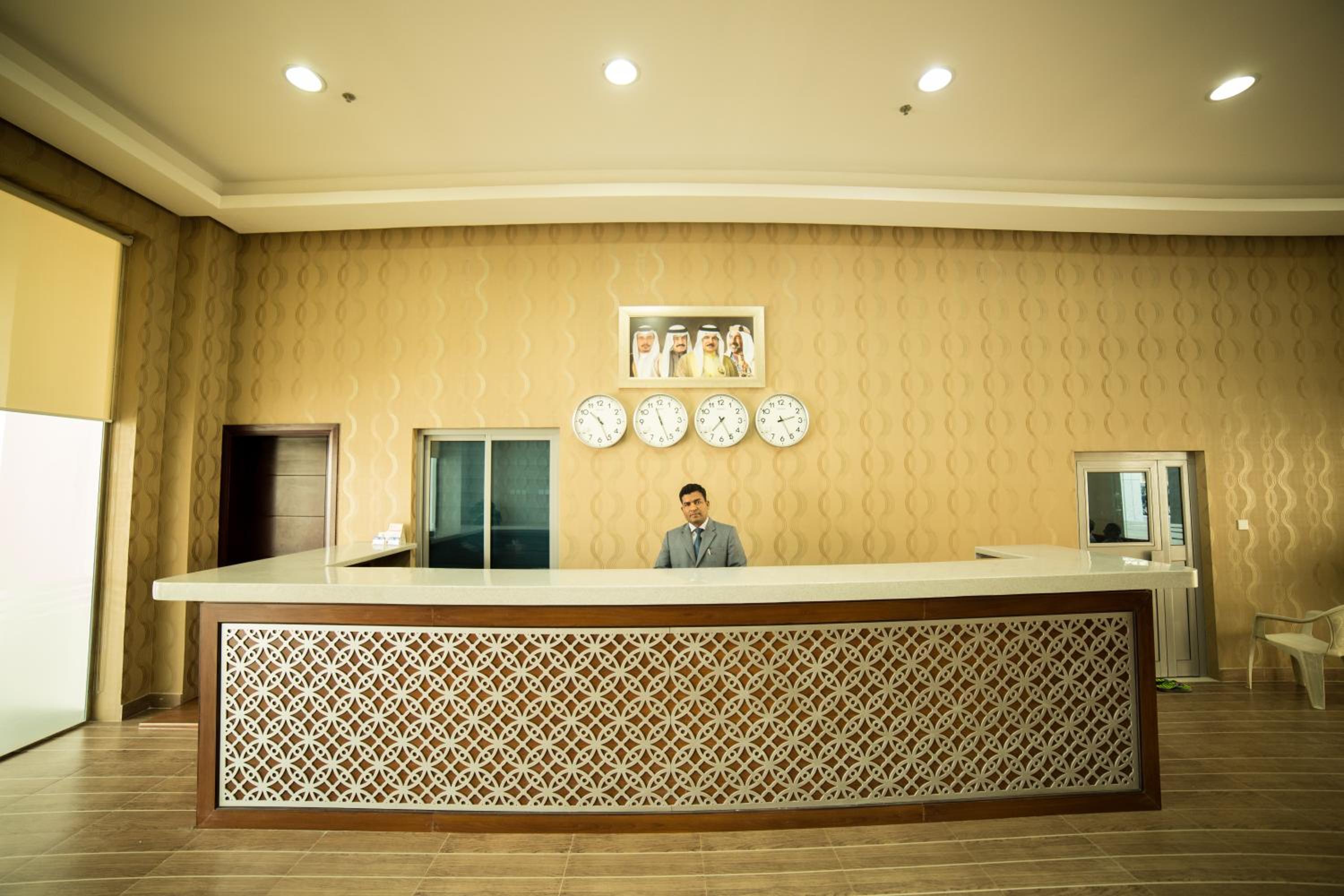Golden Rose Luxury Suites (Royal Executive)