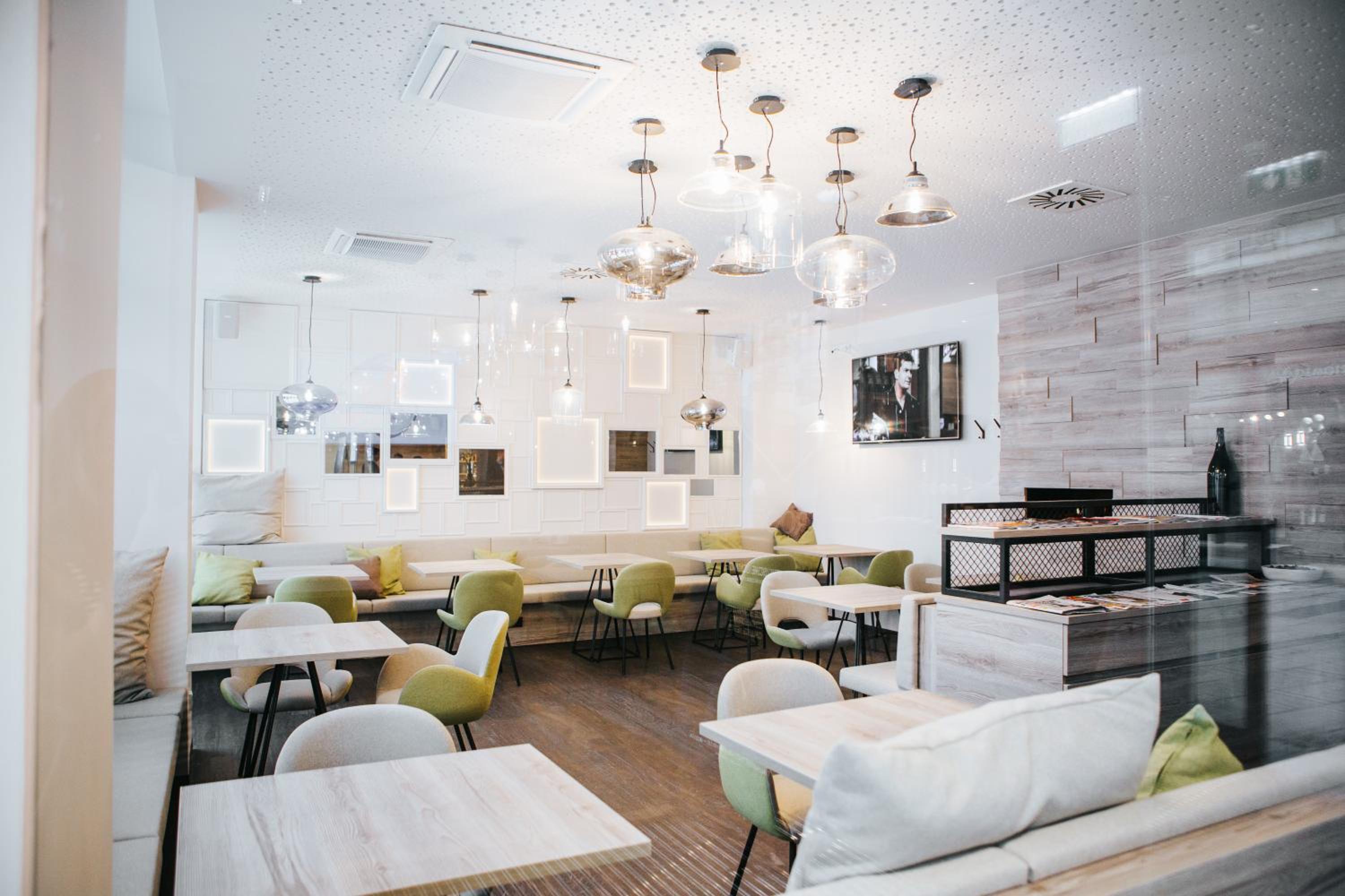 Linz Vacations - Hotel Schwarzer Bar - Property Image 56