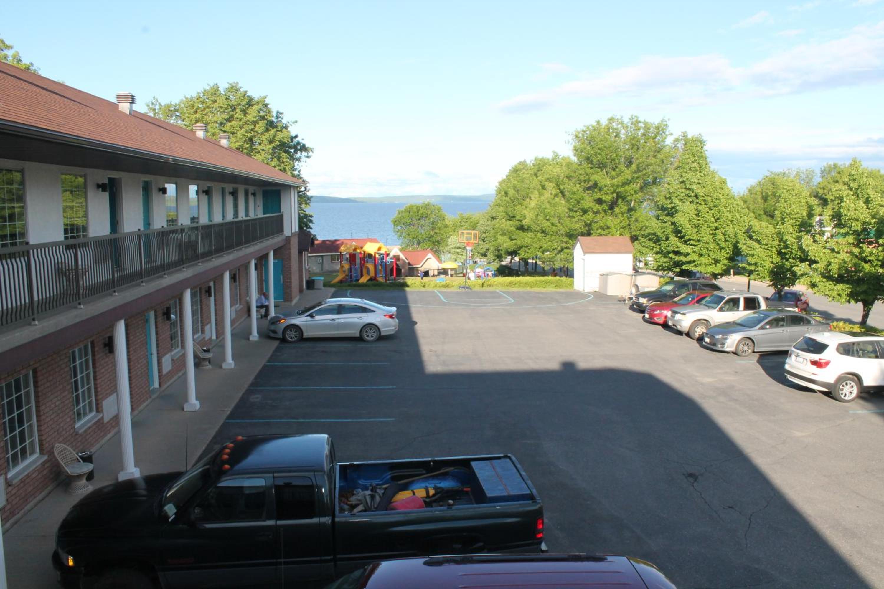 Leisure Inn