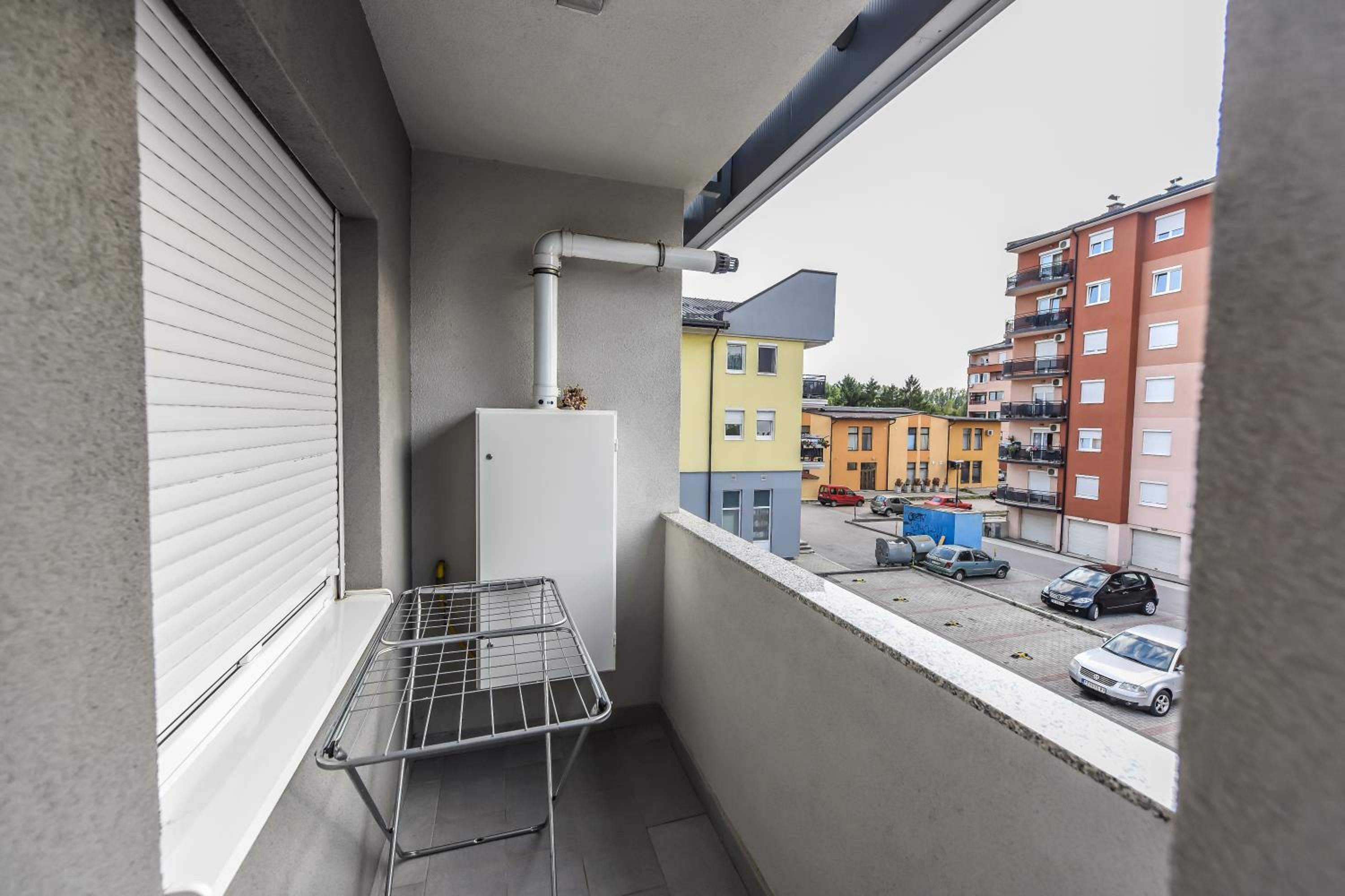 Yasmin Apartment (Pozega in Serbia) view 4