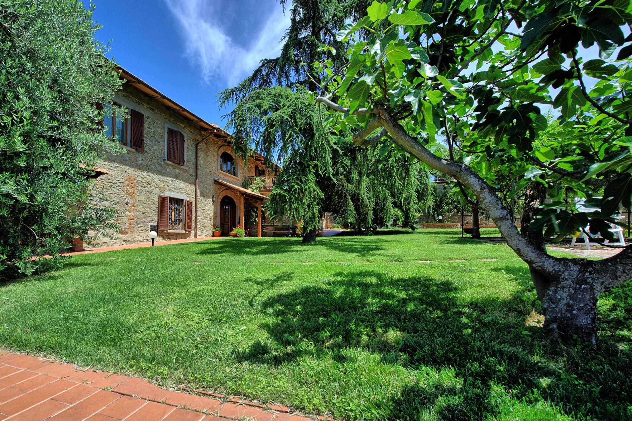 Villa Lorena by PosarelliVillas