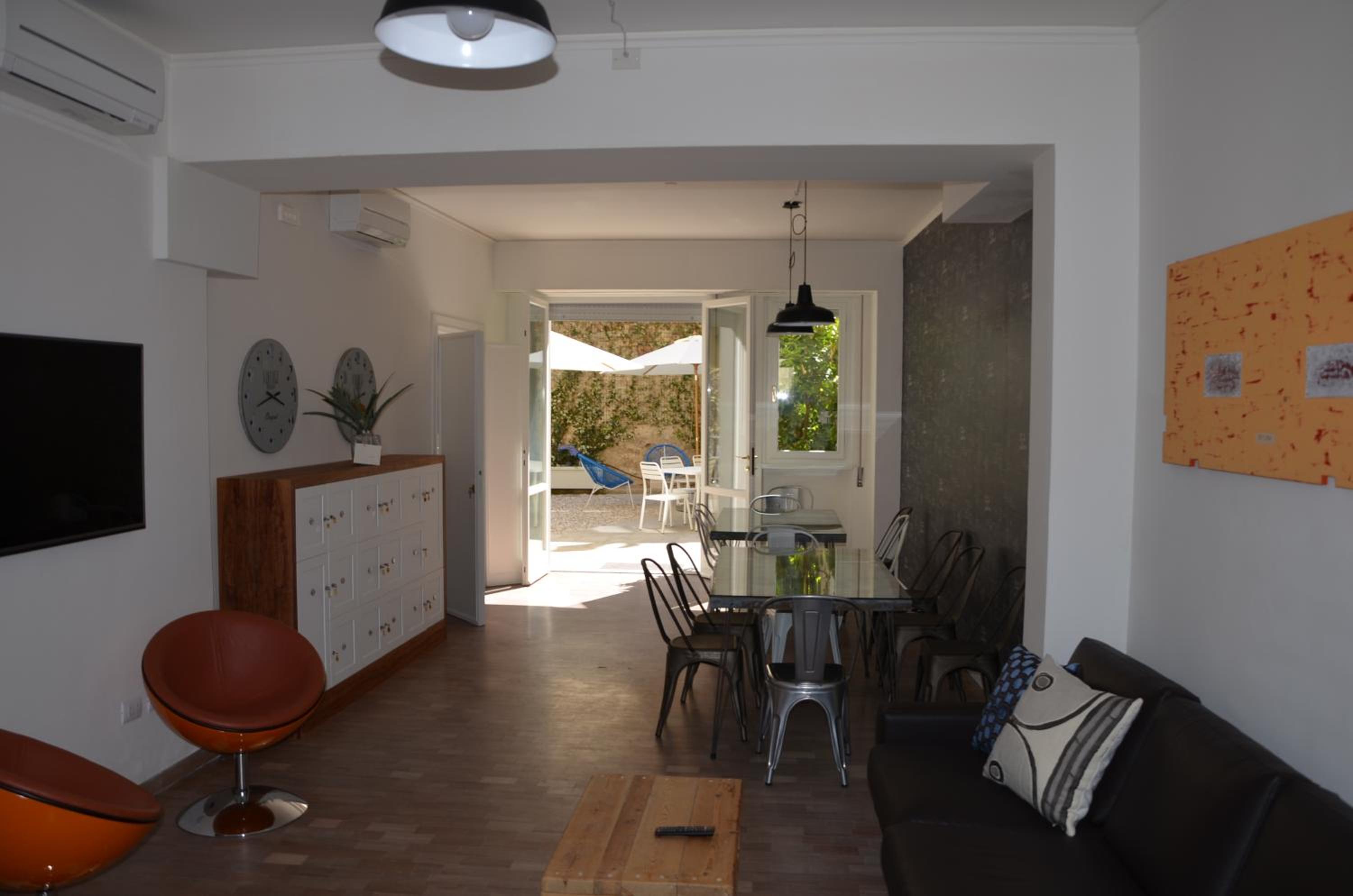 Dimora 16 Rooms & Garden