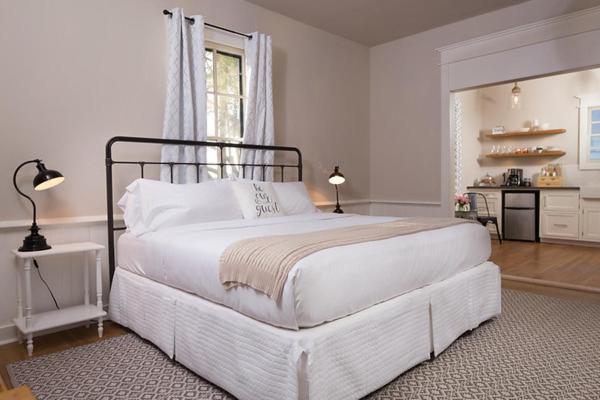 Mustard Seed B&B on the Llano