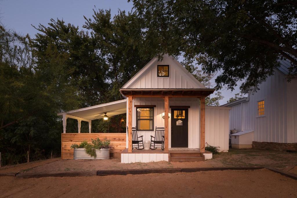 Mustard Seed B&B on the Llano
