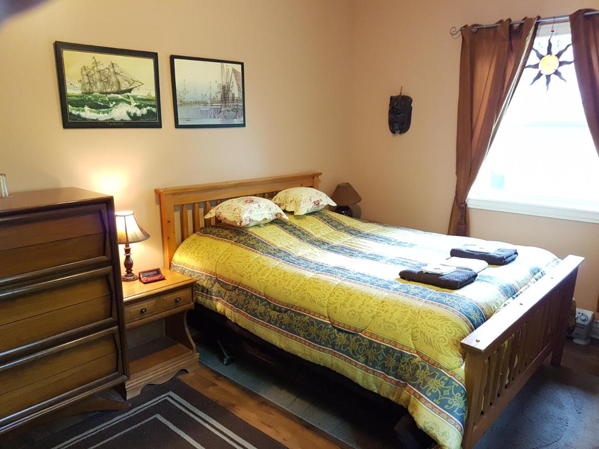 Gîte Le Trésor Caché Bed & Breakfast