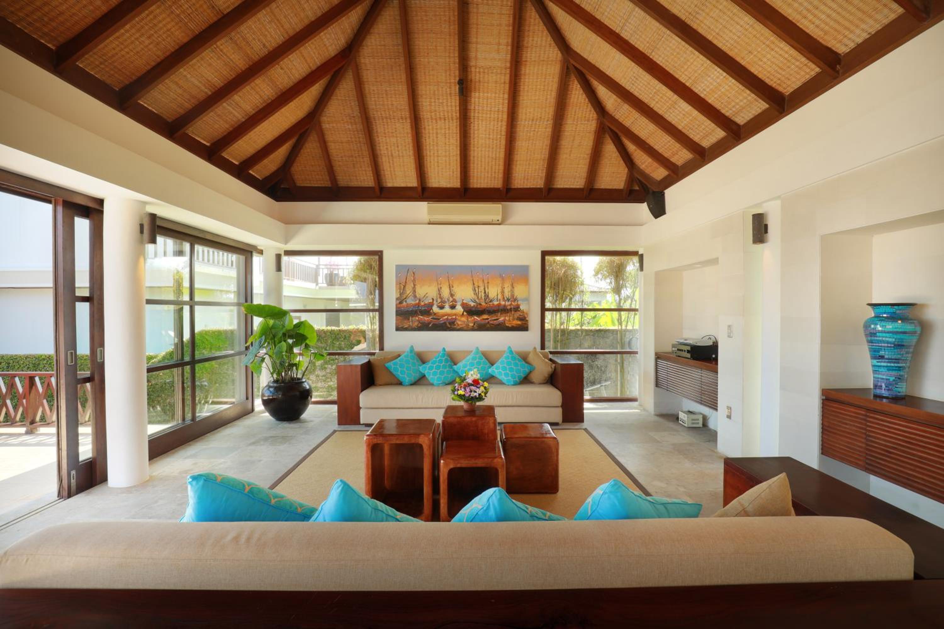 Villa The Cliff Hotman Paris VI Pandawa