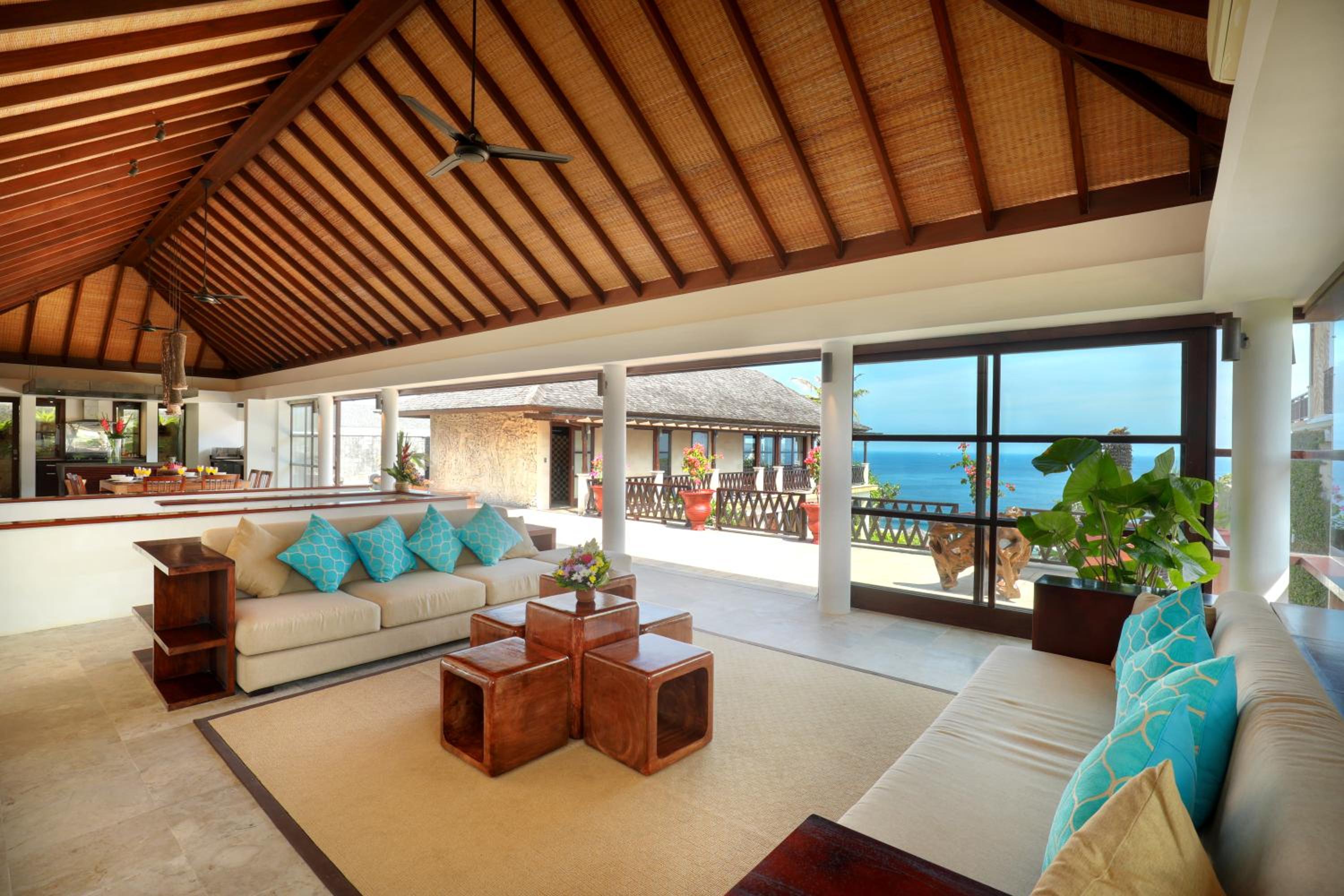 Villa The Cliff Hotman Paris VI Pandawa